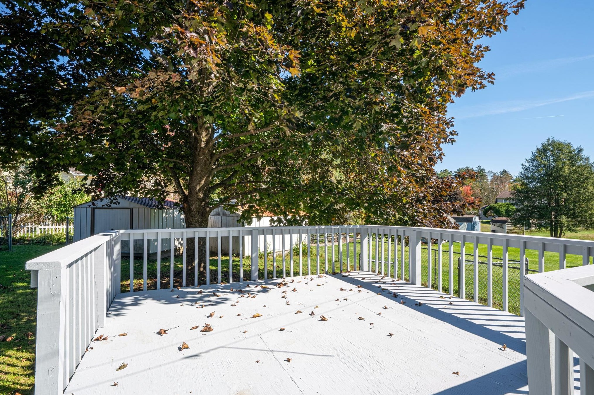 12 Bambi Trl, Merrimack NH  03054-2963 exterior