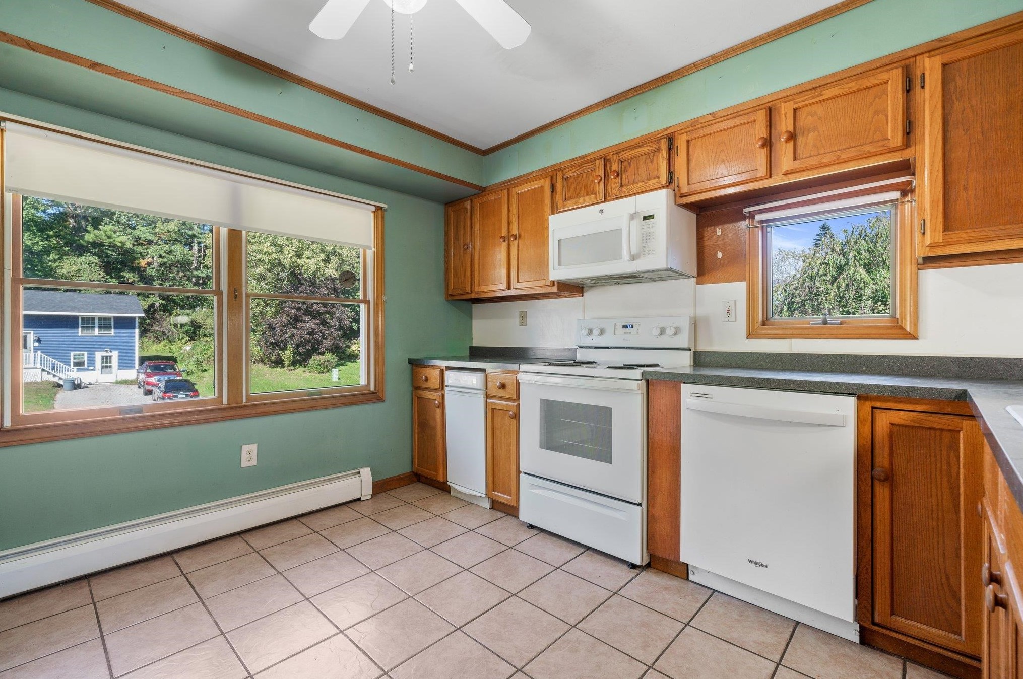 12 Bambi Trl, Merrimack NH  03054-2963 exterior