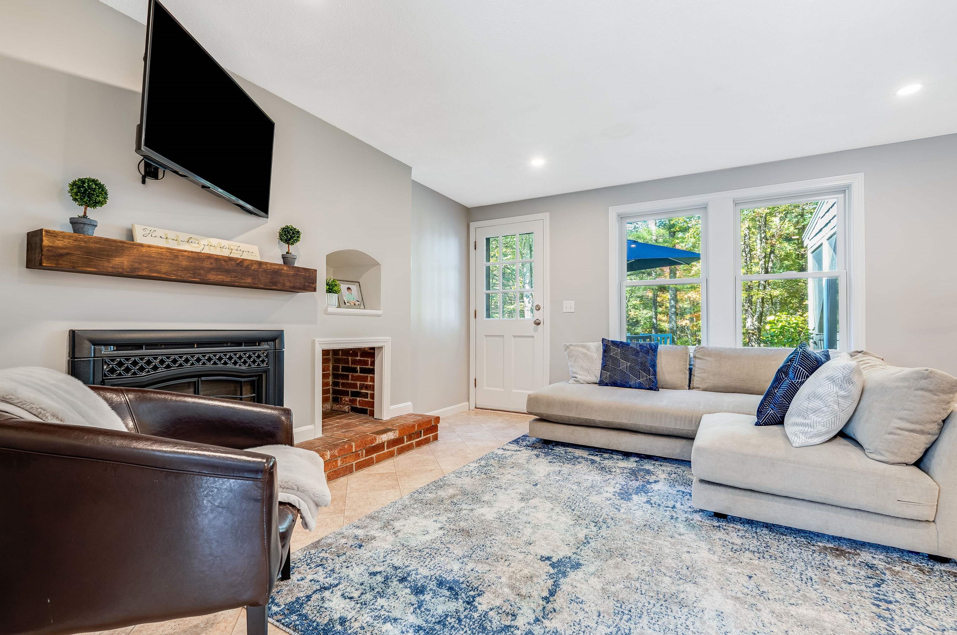 20 French Ct, Merrimack NH 03054-2400 exterior