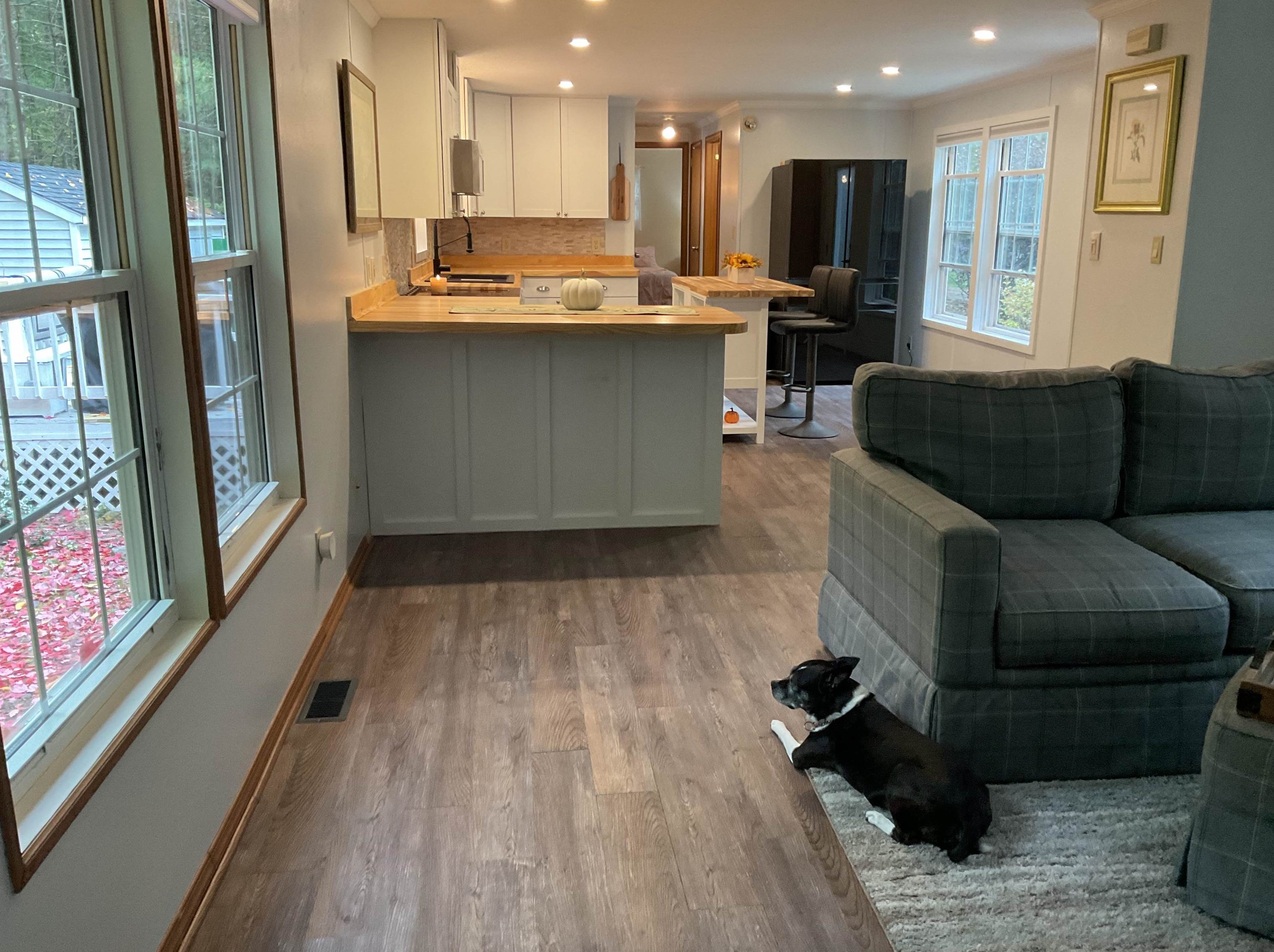 2 Kenyann Dr, Tuftonboro NH  03894-4822 exterior