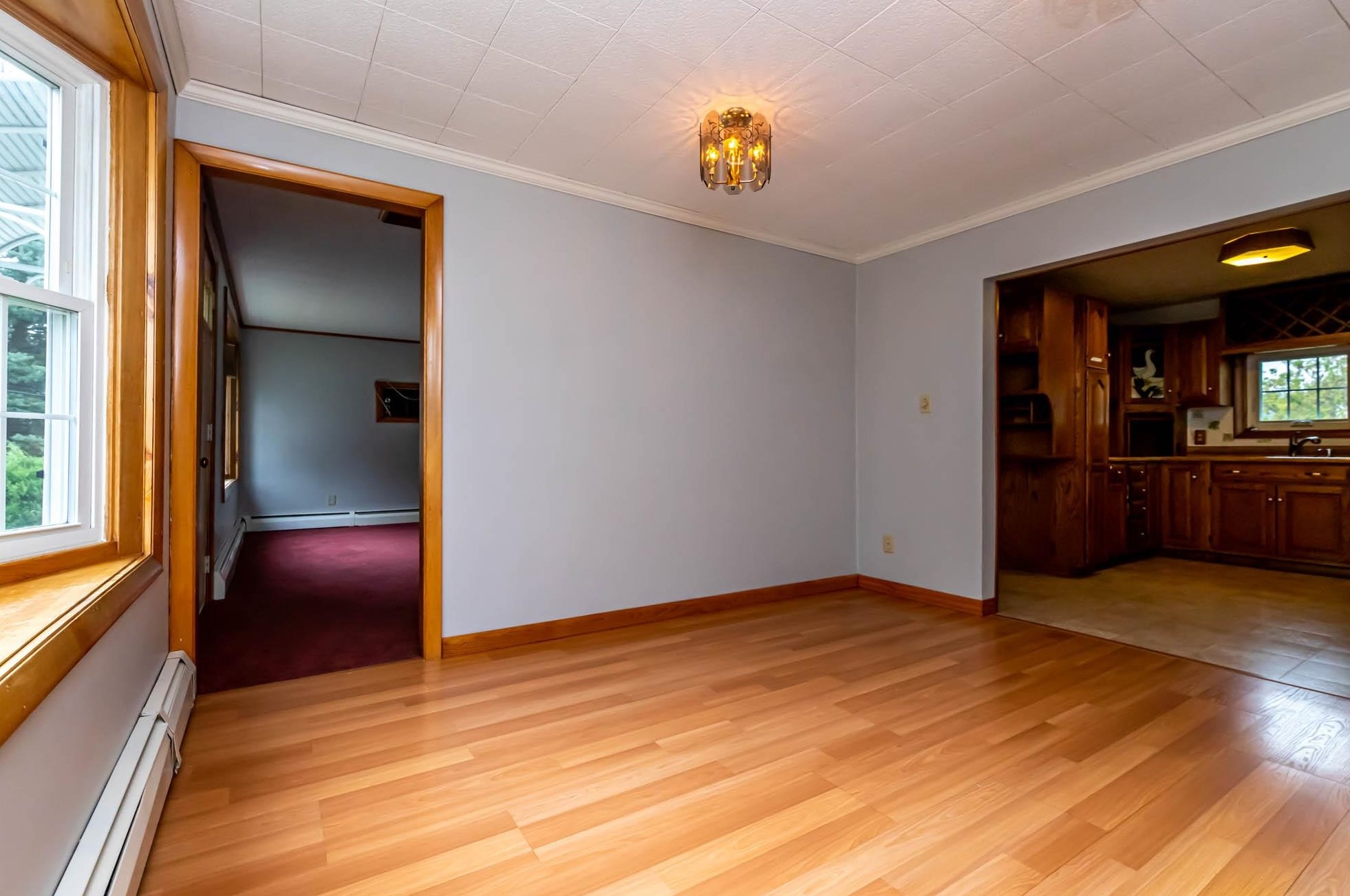 222 Brunelle Ave, Manchester NH  03103-4633 exterior
