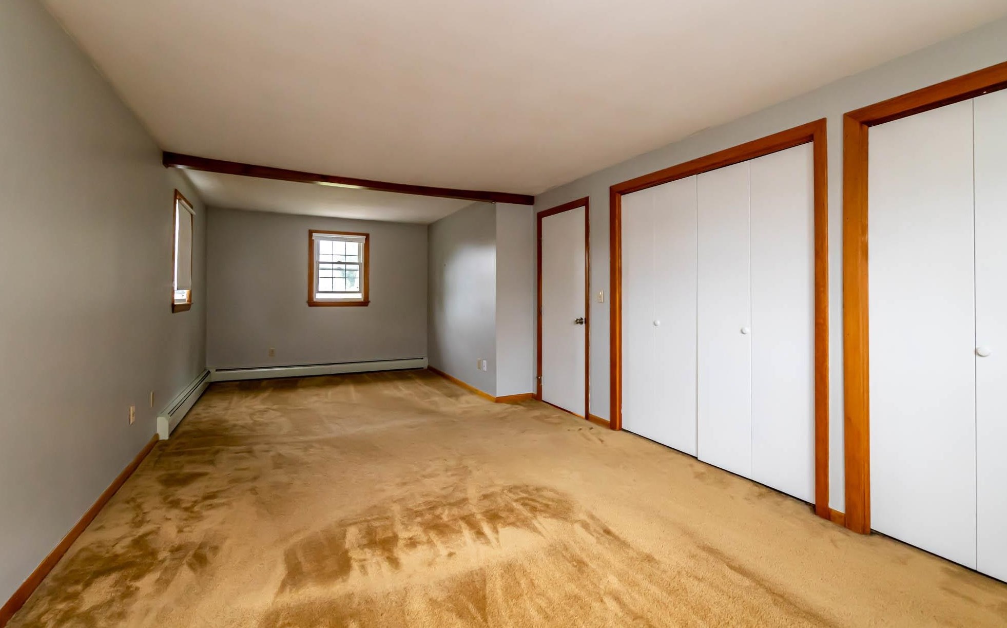 222 Brunelle Ave, Manchester NH  03103-4633 exterior