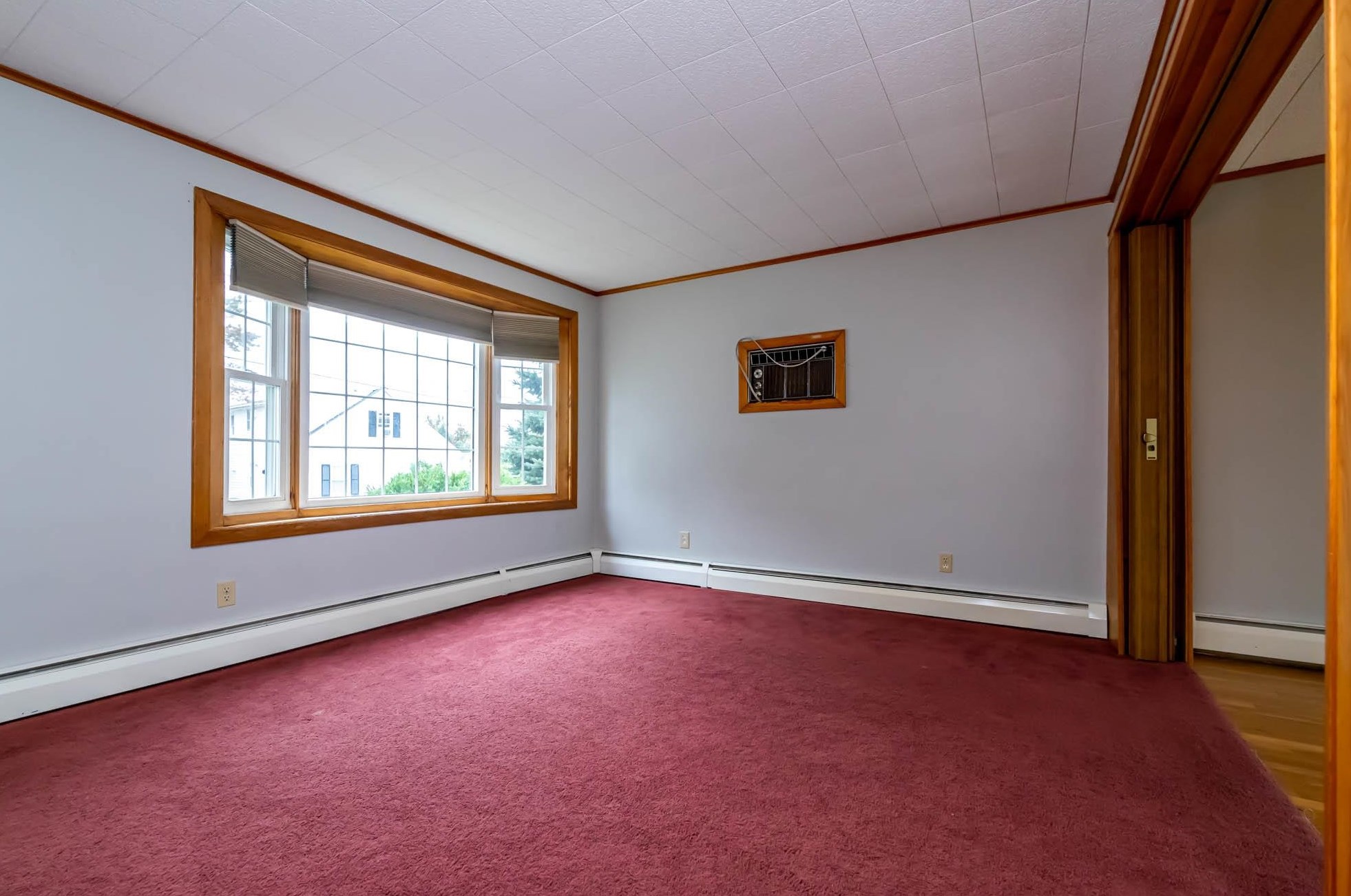 222 Brunelle Ave, Manchester NH  03103-4633 exterior