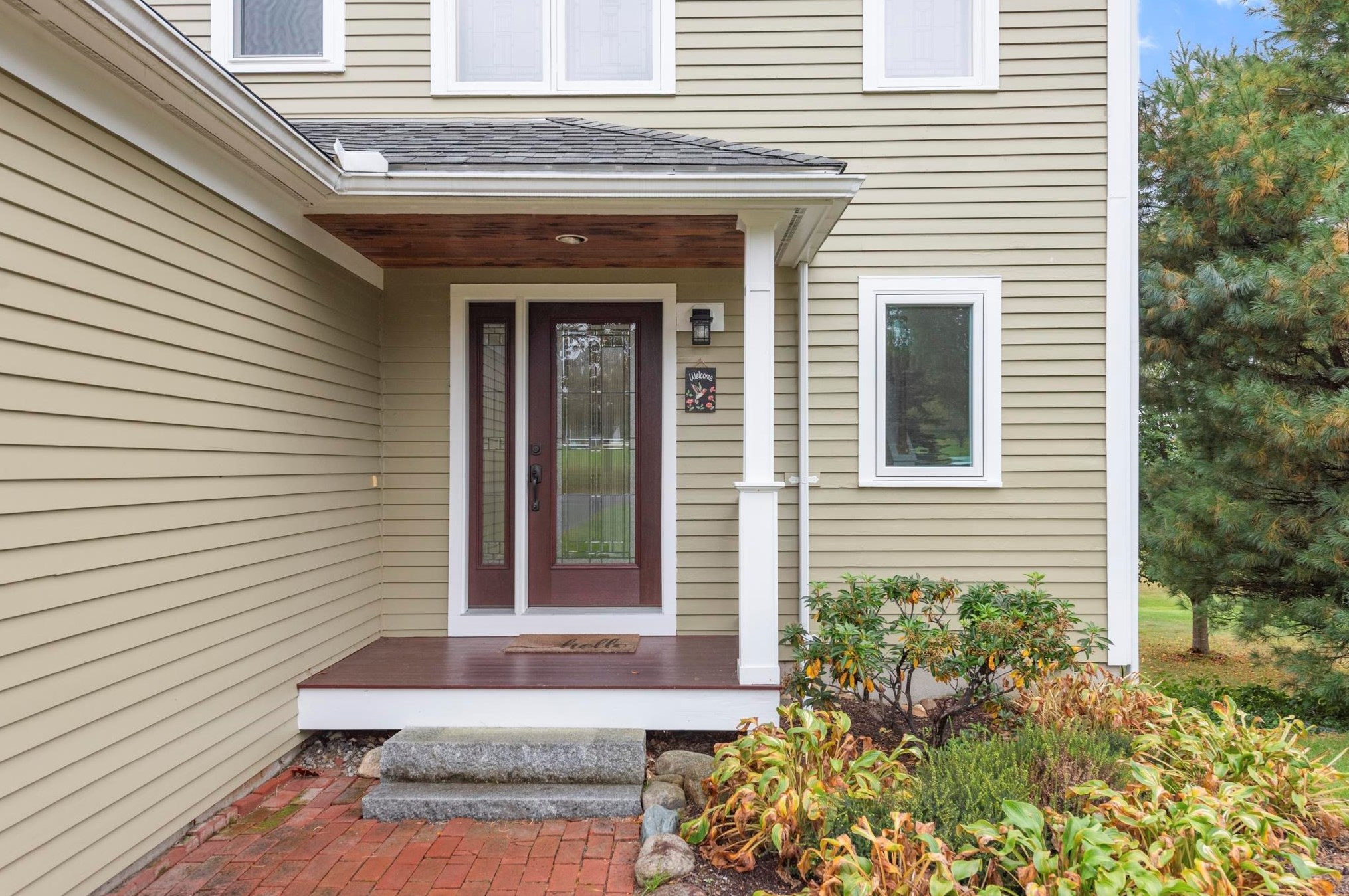 65 Pasquaney Ln, Bridgewater NH  03222-5222 exterior