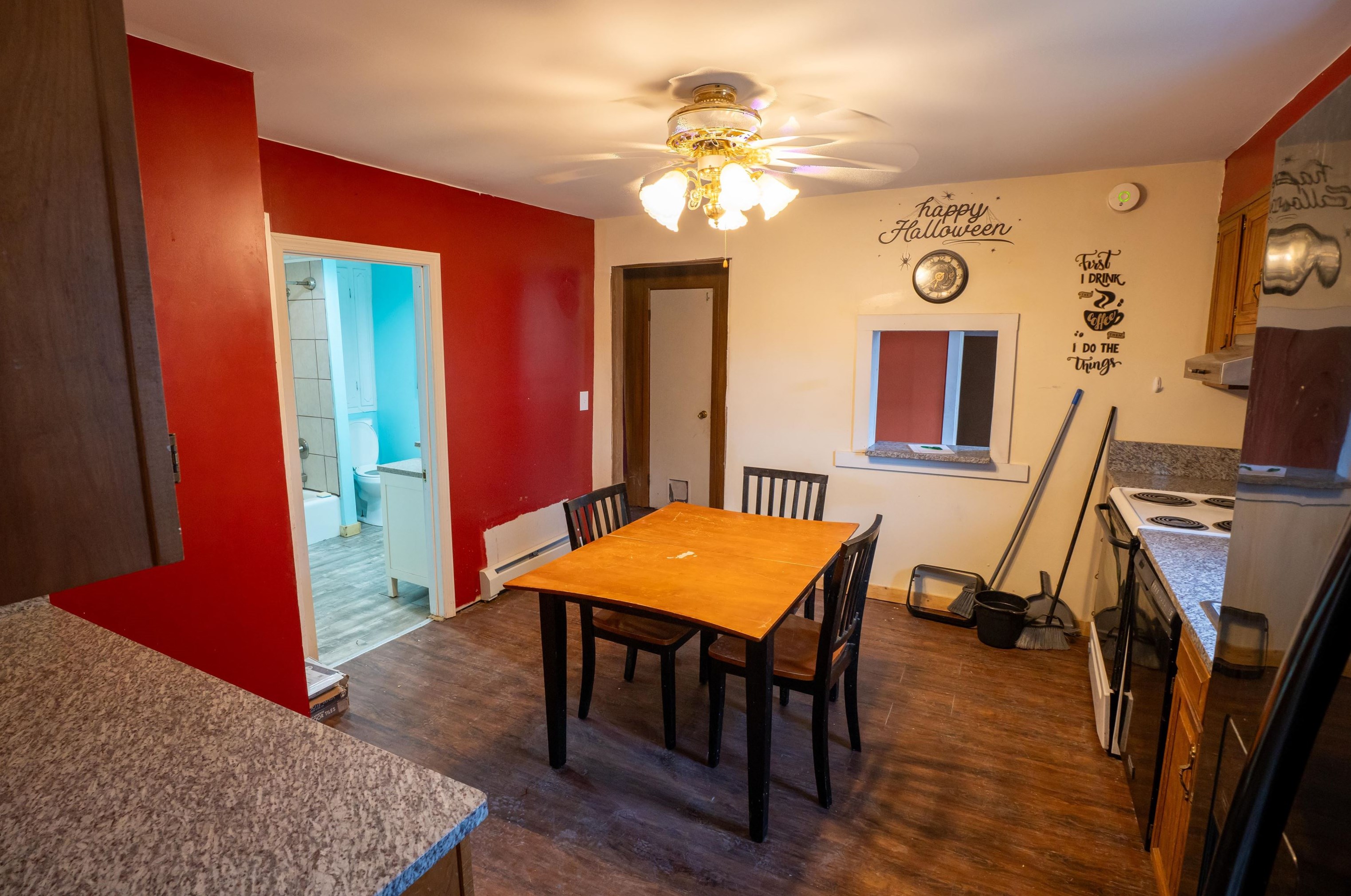 56 Iceland St, Berlin NH  03570-3043 exterior
