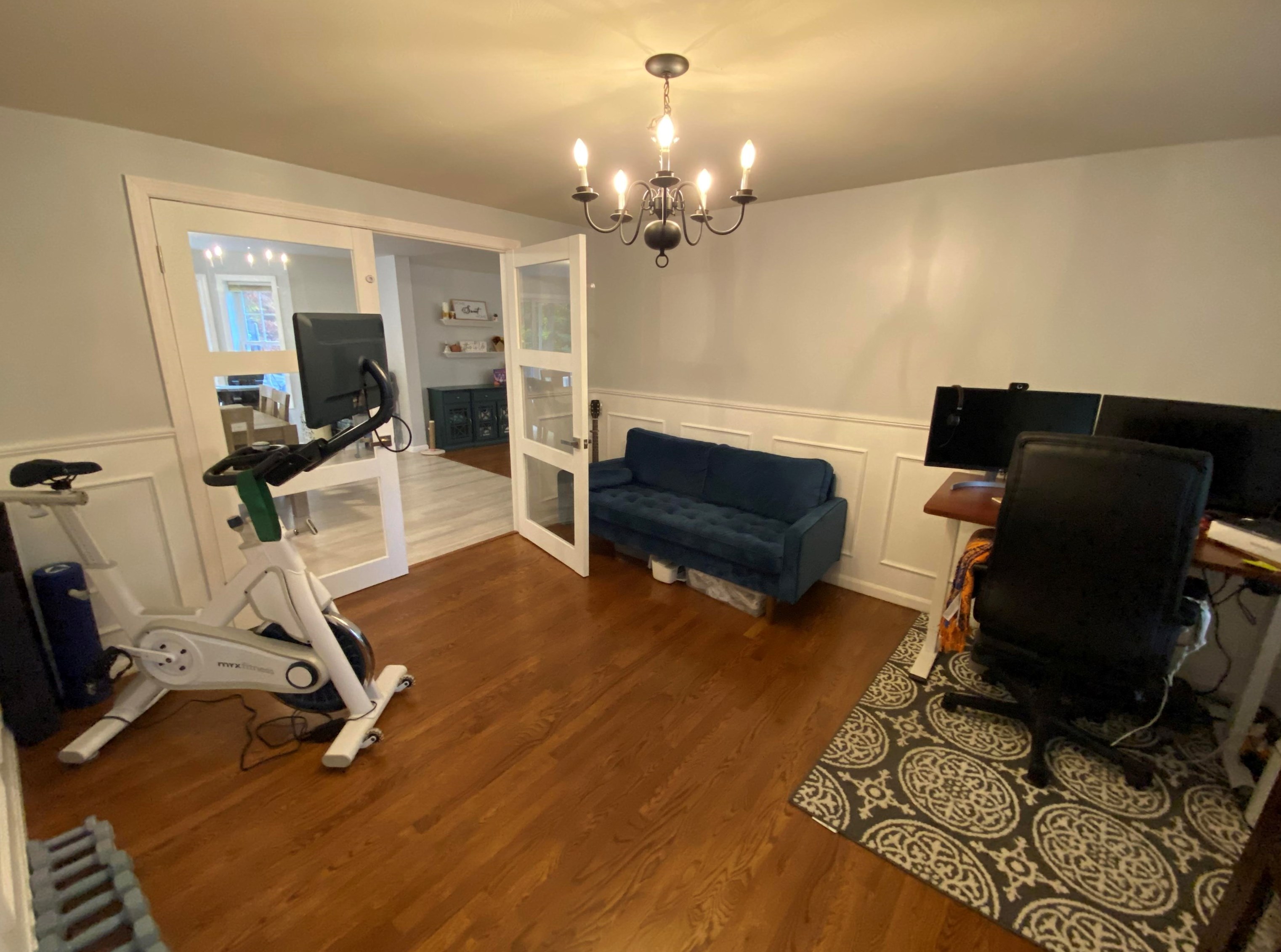 56 Lawrence Rd, Hudson NH  03051-3137 exterior