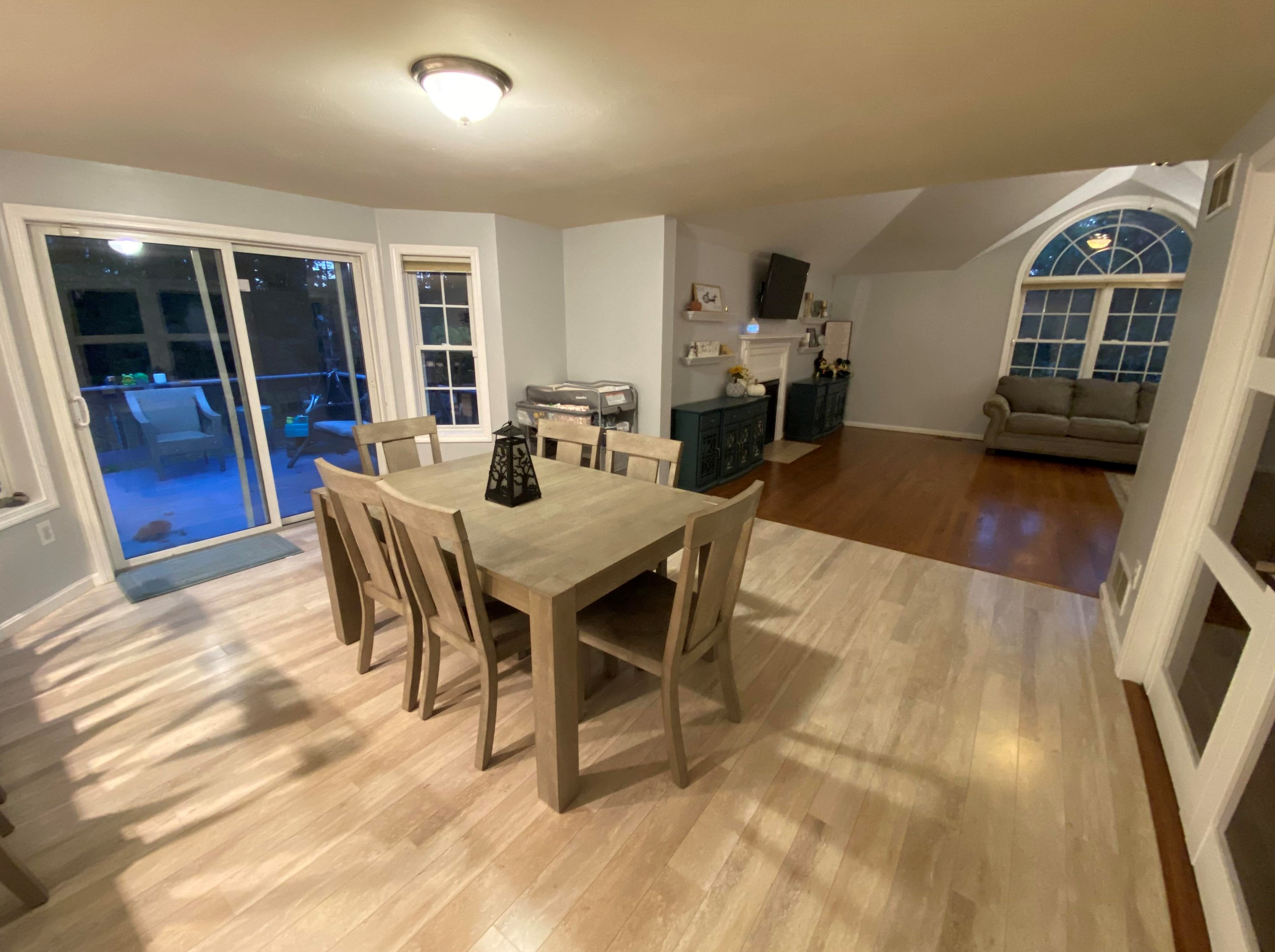 56 Lawrence Rd, Hudson NH  03051-3137 exterior