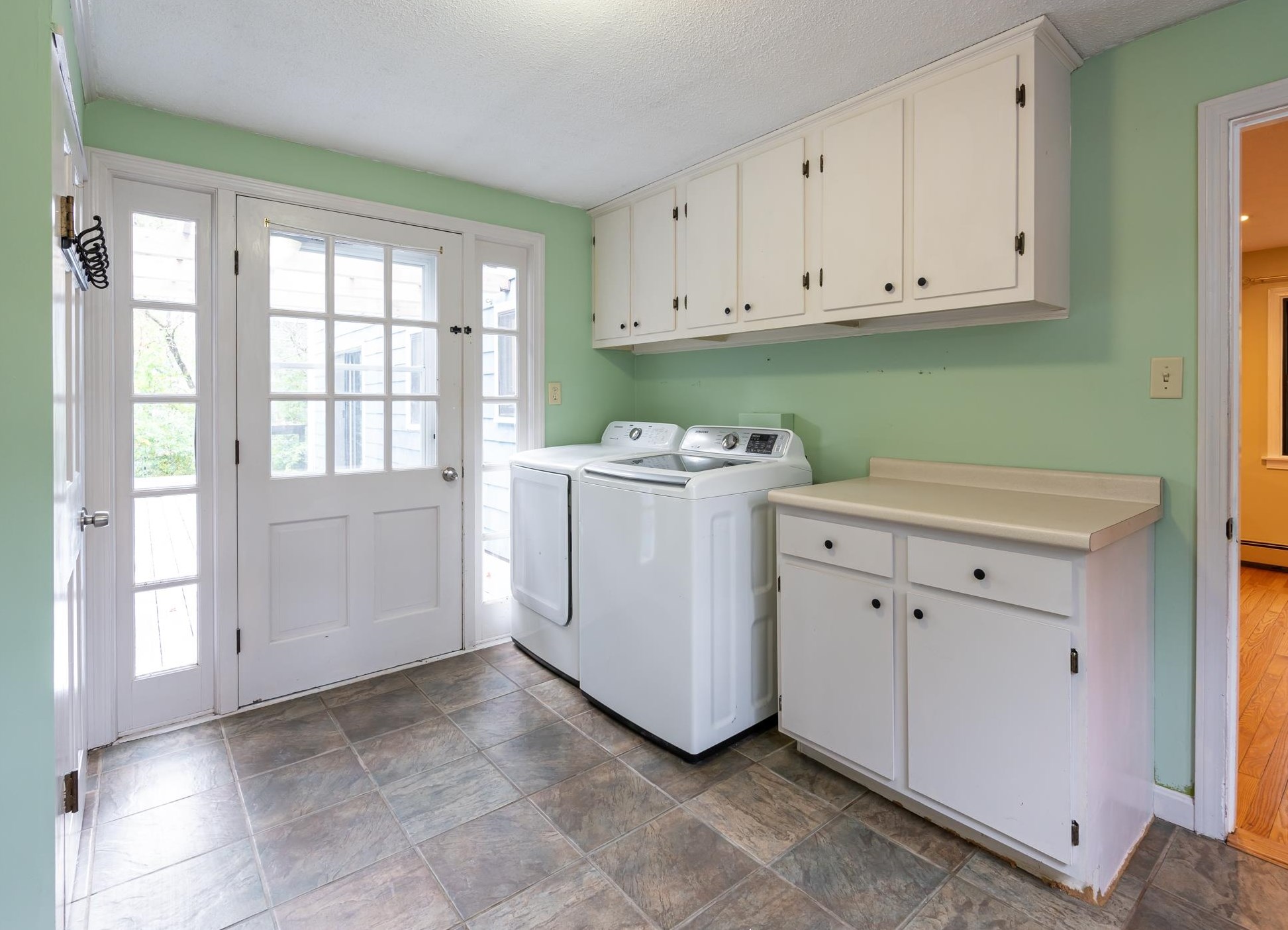 51 Logging Hill Rd, Concord, NH 03304