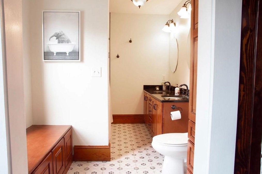 104 Porter St, Manchester NH  03103-2956 exterior