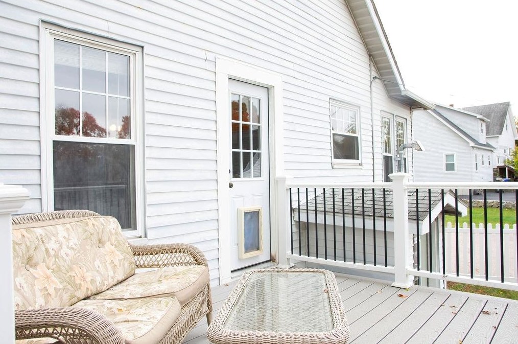 104 Porter St, Manchester NH  03103-2956 exterior