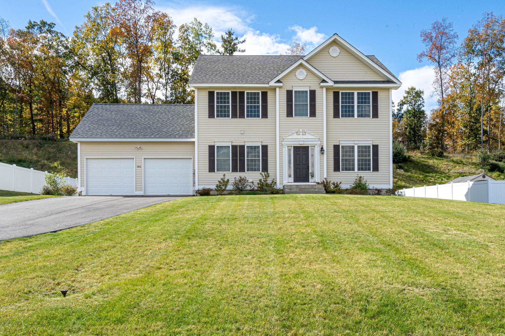 143 Brookview Dr, Hooksett, NH 03106 MLS 4975408 Coldwell Banker