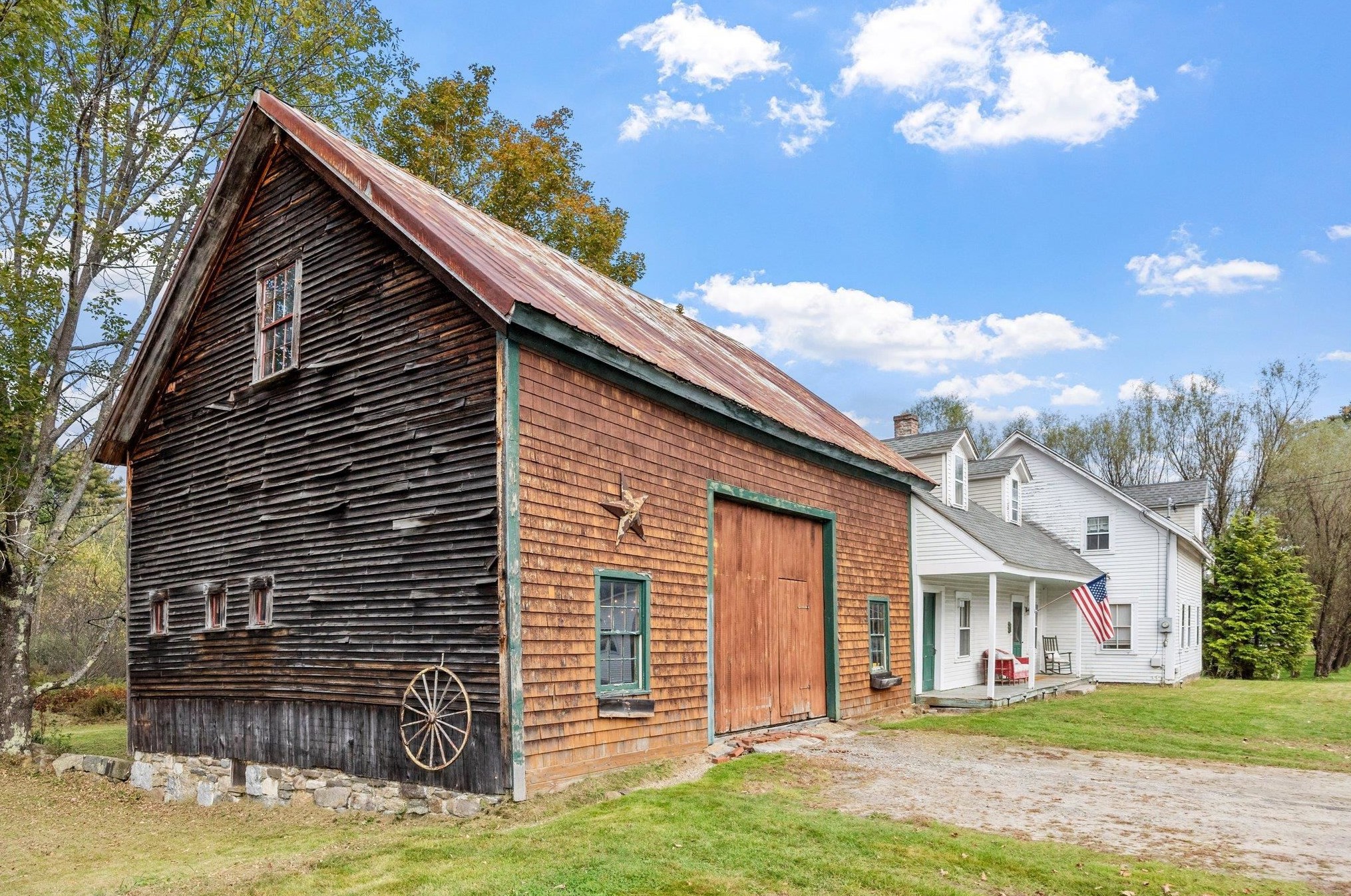 56 Washburn Rd, Bridgewater NH  03222-6615 exterior