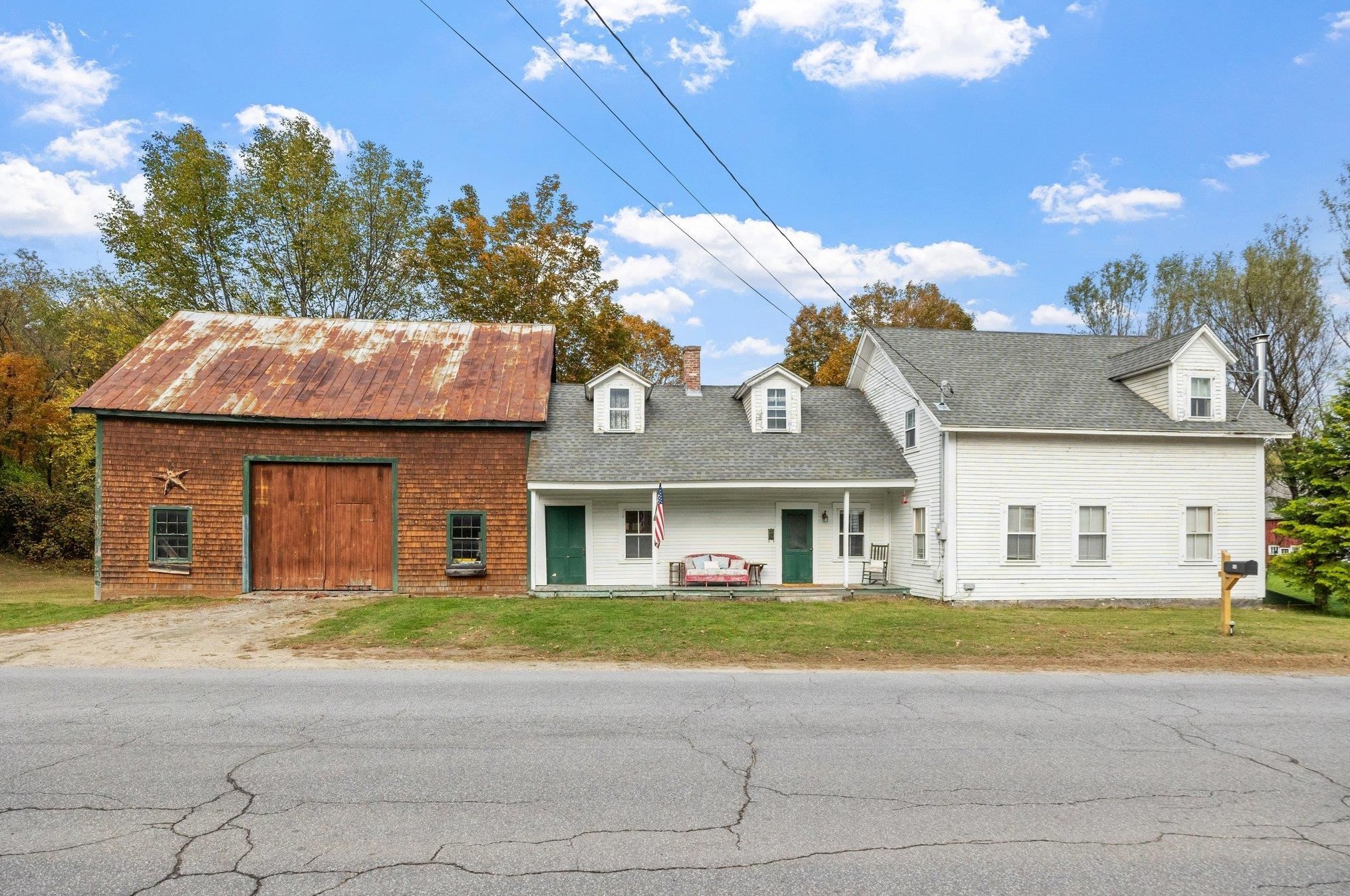 56 Washburn Rd, Bridgewater NH  03222-6615 exterior