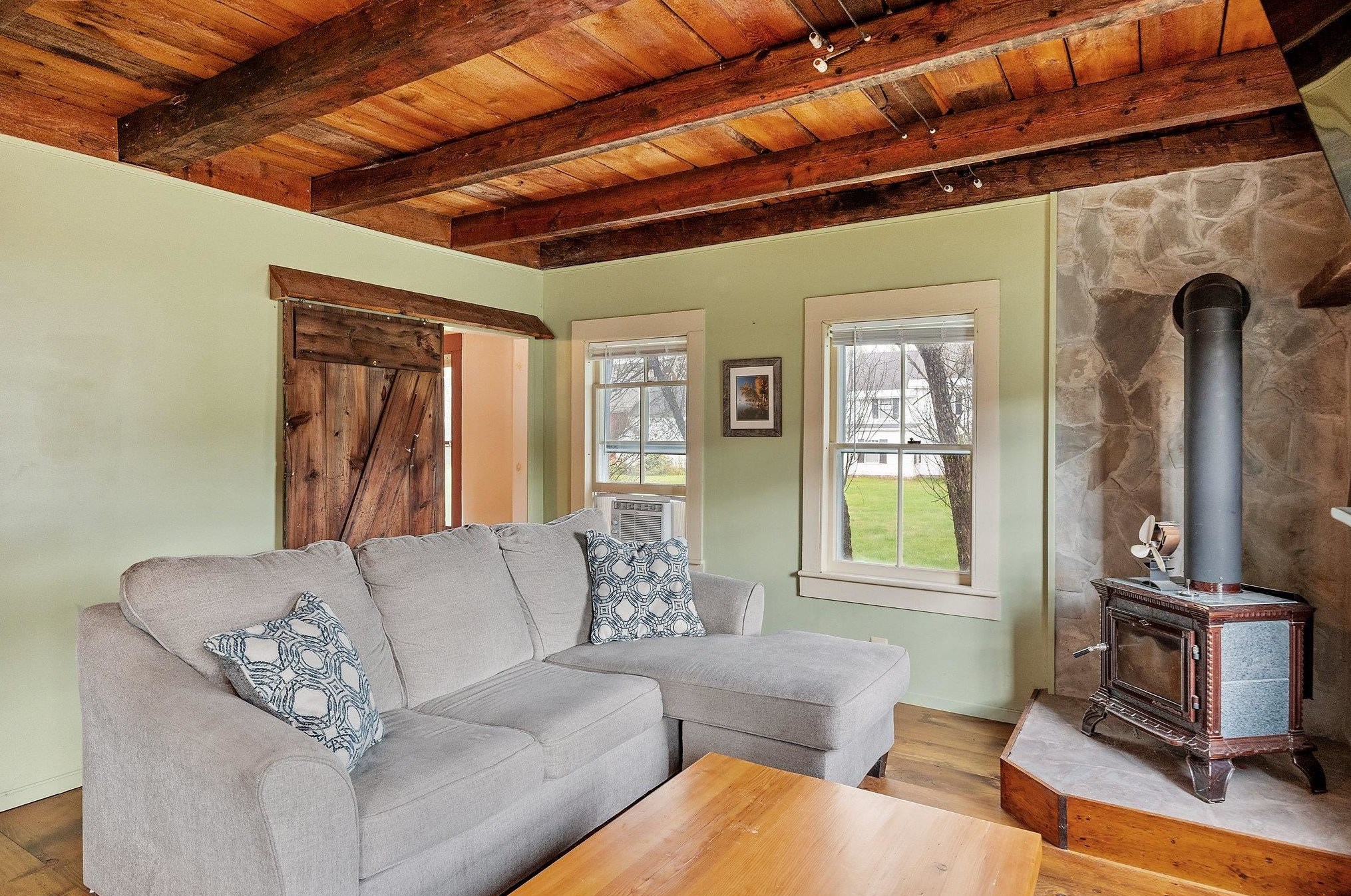 56 Washburn Rd, Bridgewater NH  03222-6615 exterior