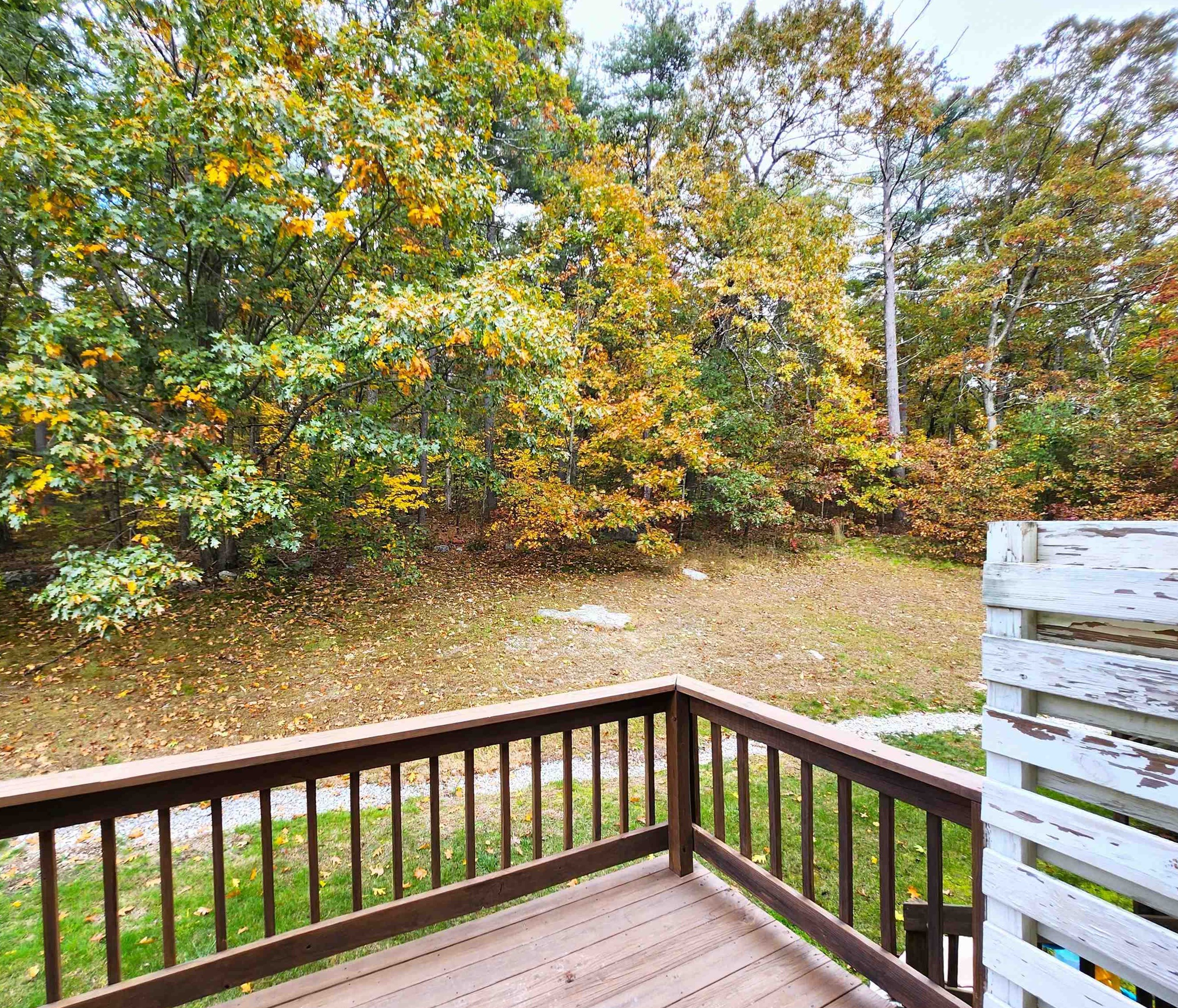 36 Cricket Hill Dr, Merrimack NH  03054-6621 exterior