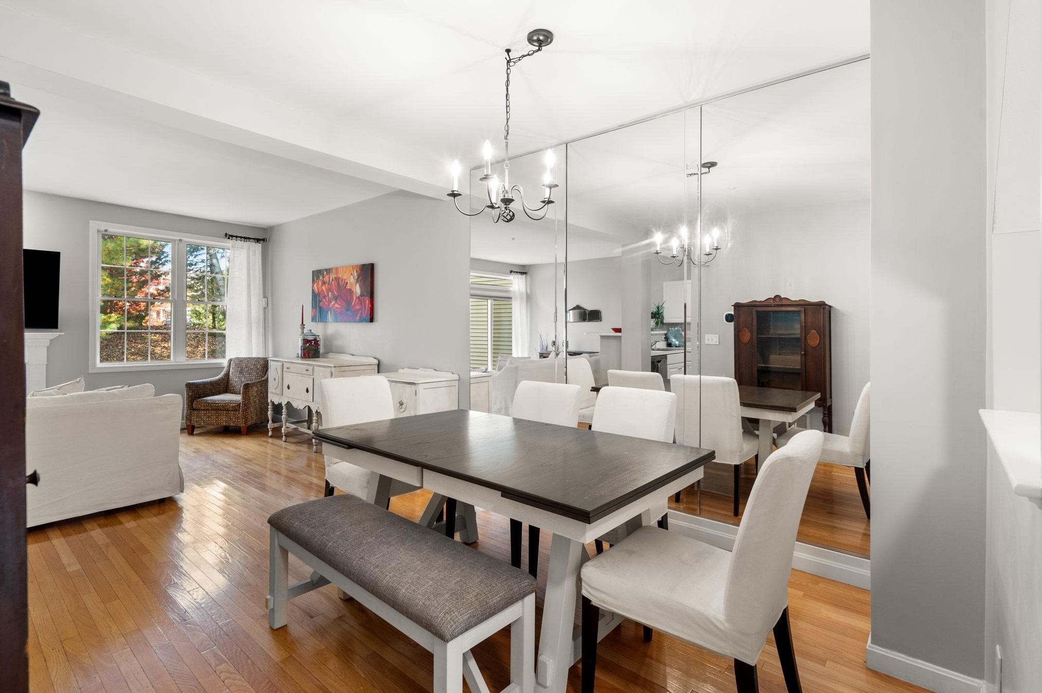 12 Edward Cir, Manchester NH  03110-6867 exterior