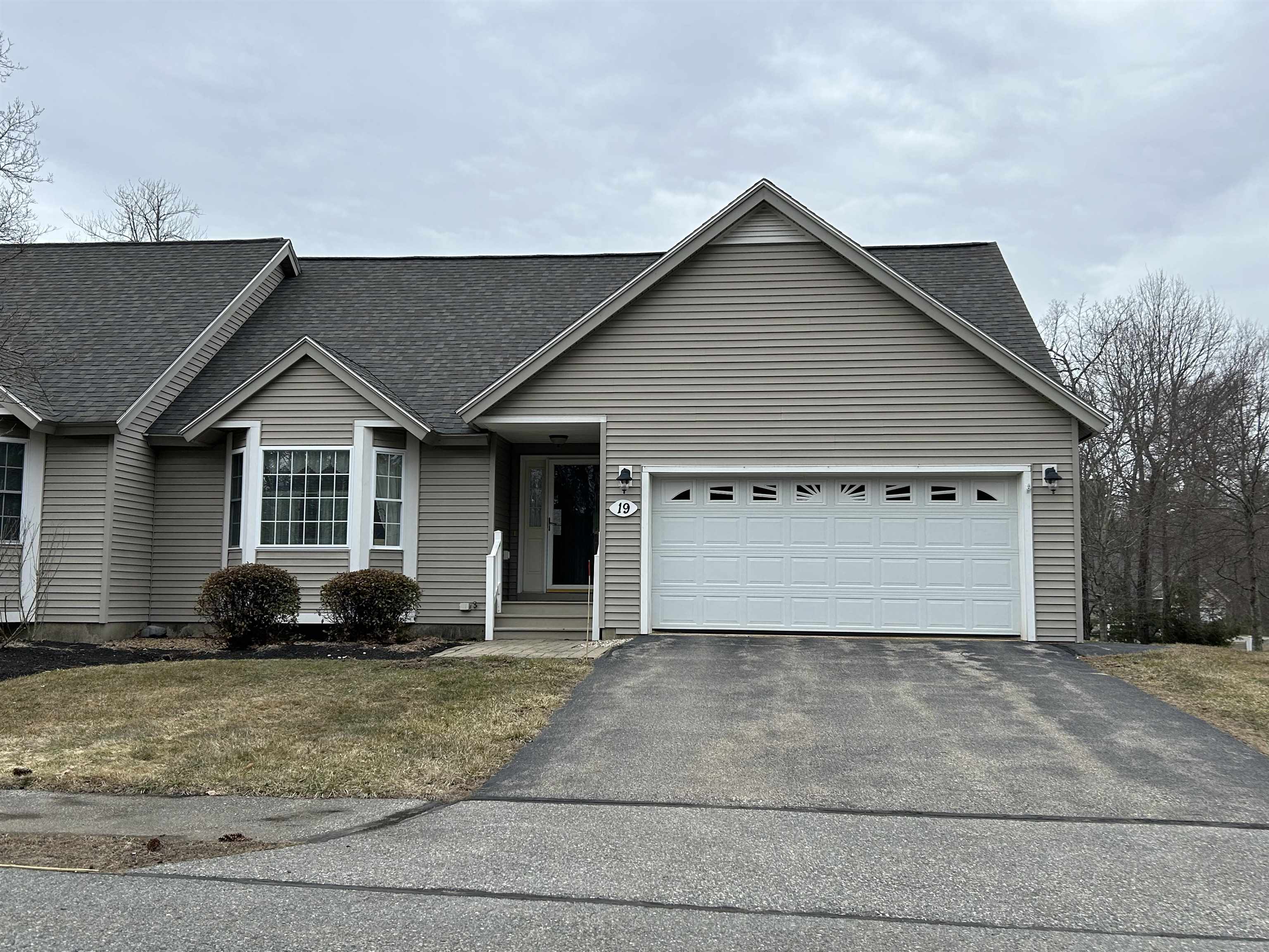 19 Cricket Hill Rd, East Kingston, NH 03827 MLS 4975689 Coldwell Banker