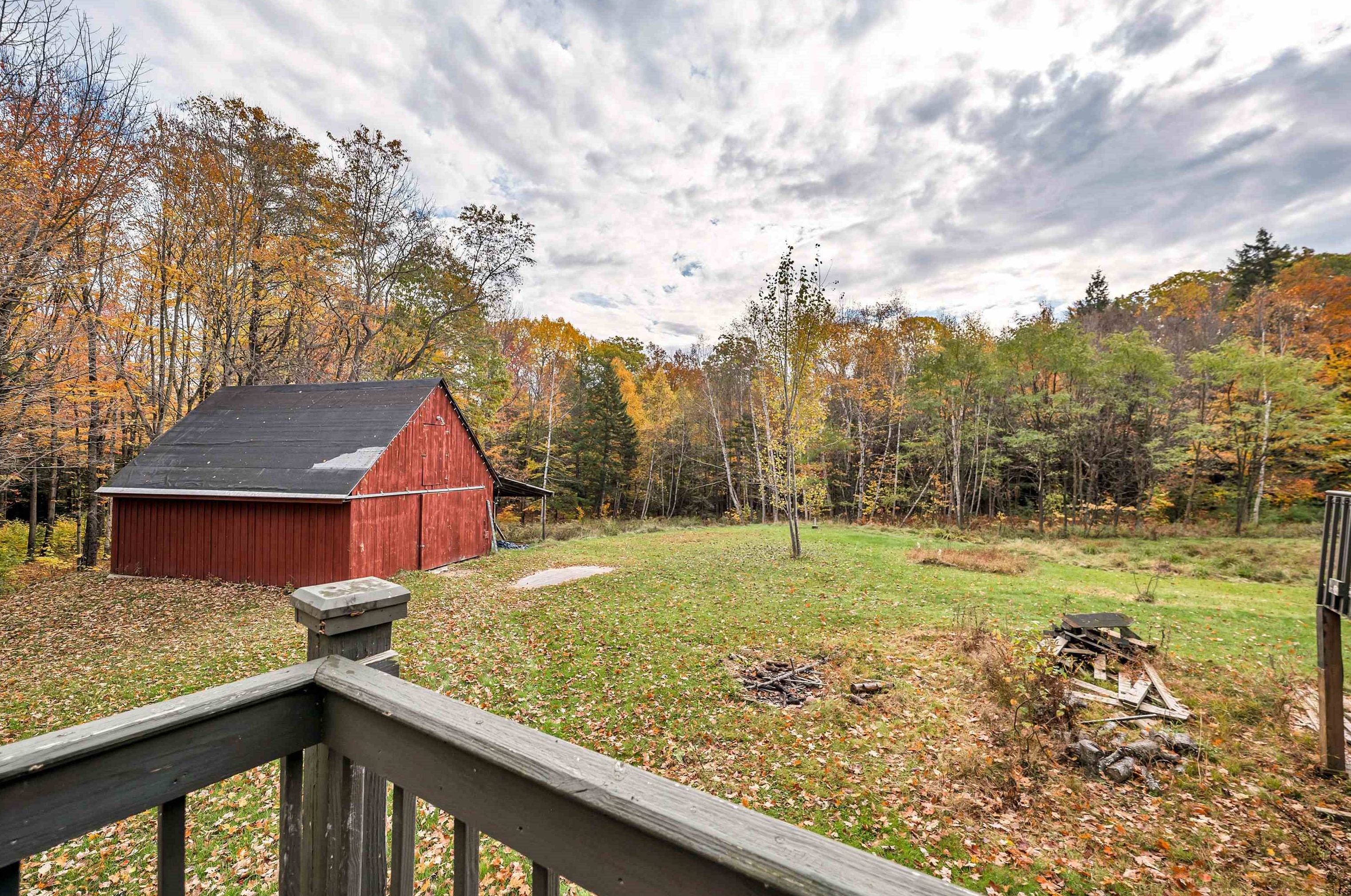 900 Mount Cardigan Rd, Bridgewater NH  03222-6203 exterior