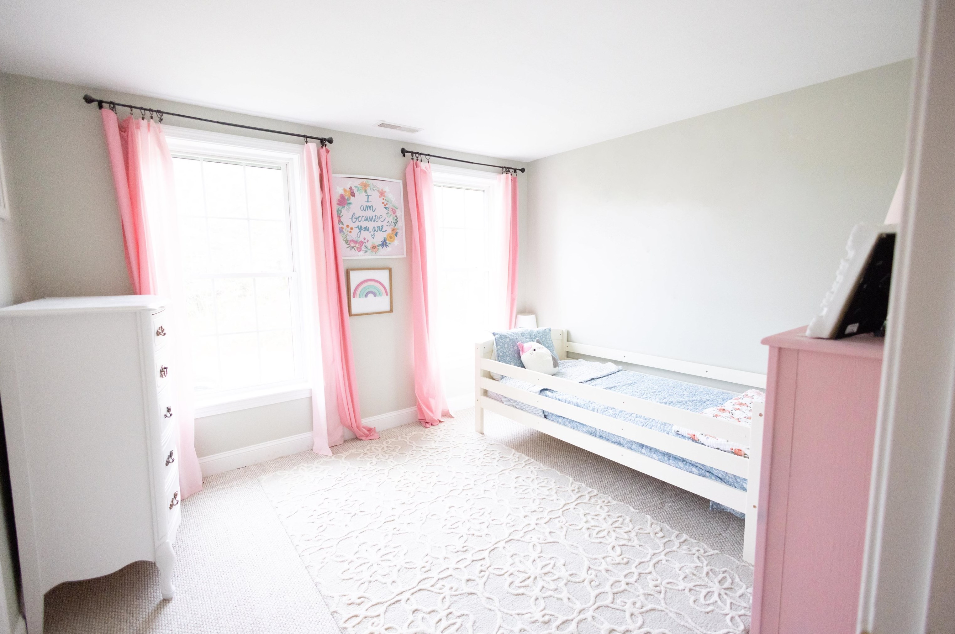 69 Ladyslipper Dr, Newmarket NH  03857-2066 exterior