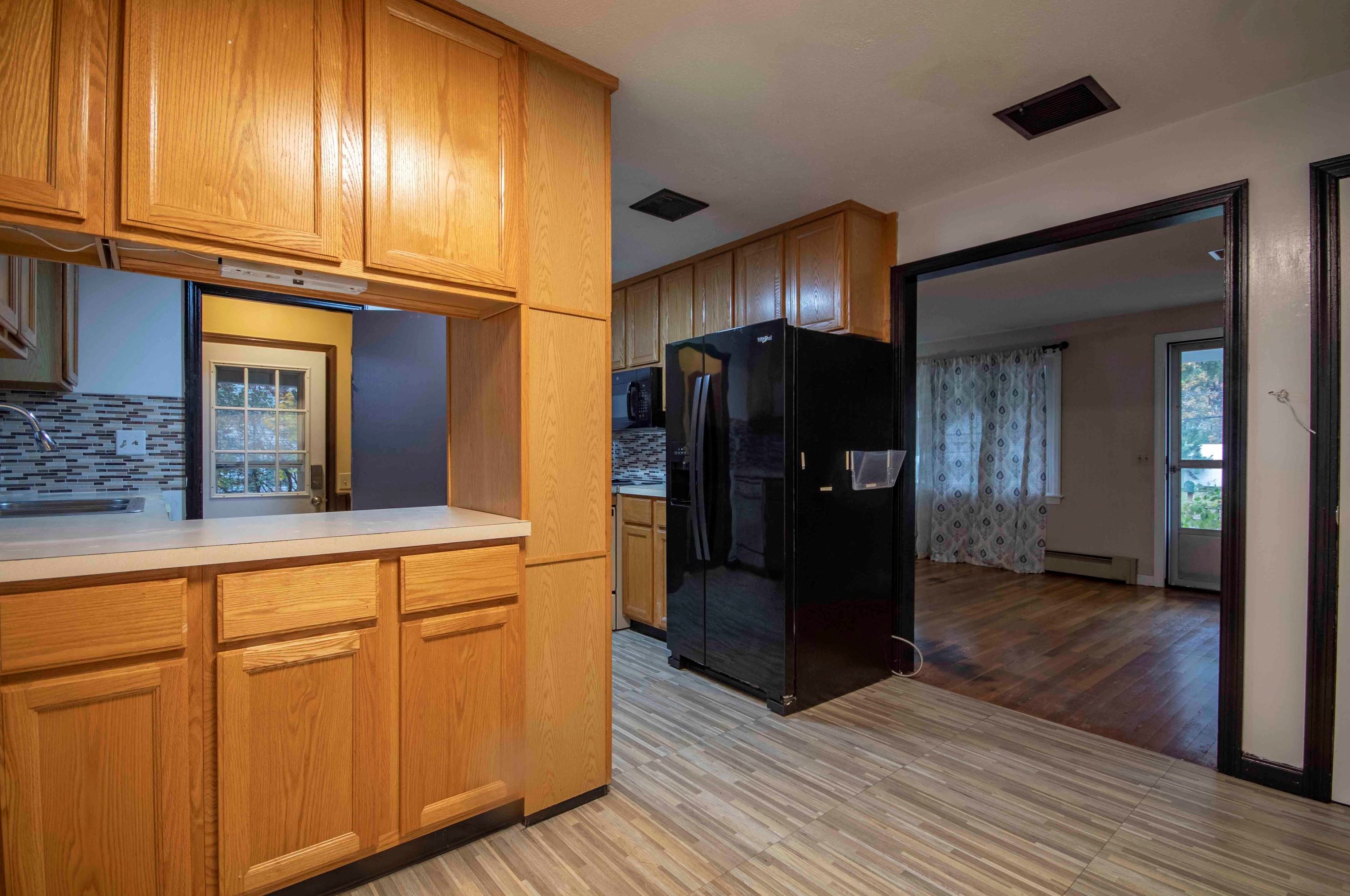 255 Greeley St, Manchester NH  03102-2337 exterior