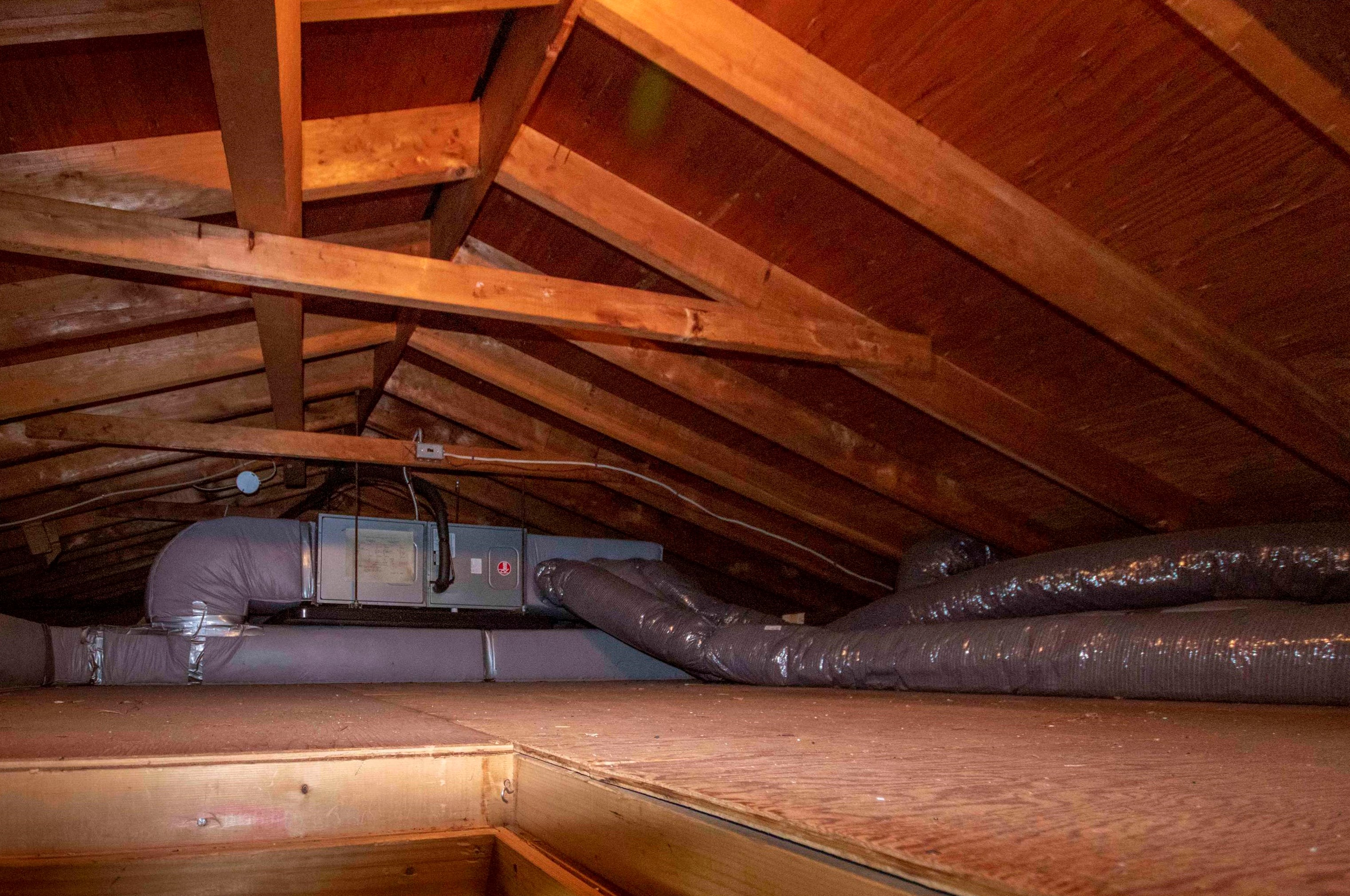 255 Greeley St, Manchester NH  03102-2337 exterior