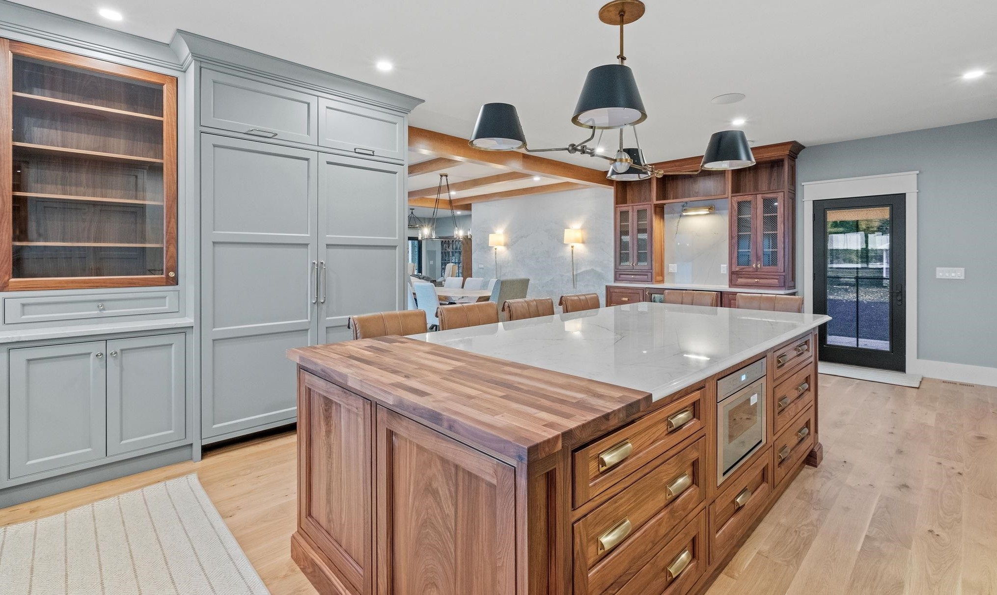 51 Keewaydin Dr, Alton NH  03810-4044 exterior