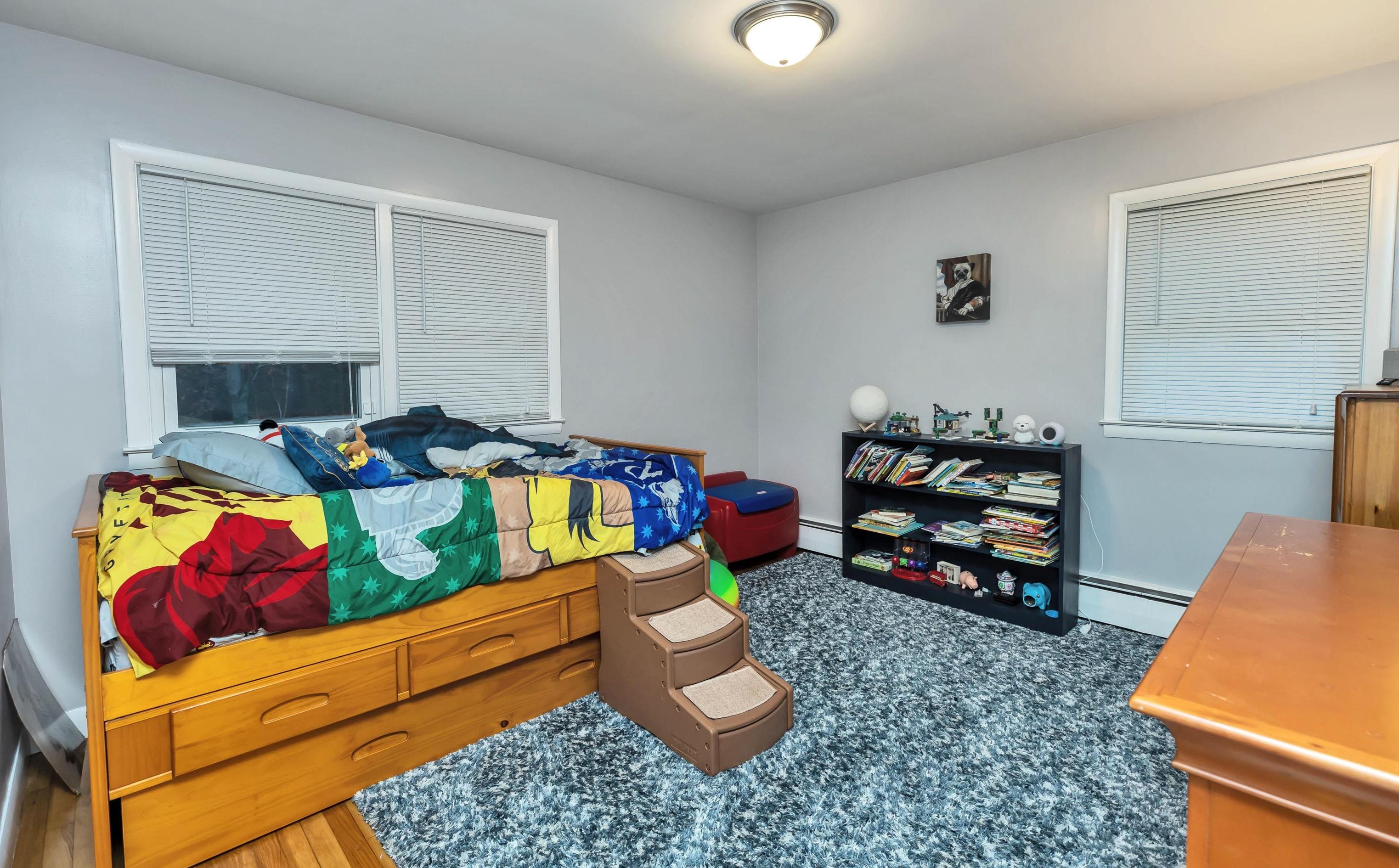 34 Sebbins Pond Dr, Manchester NH  03110-6630 exterior