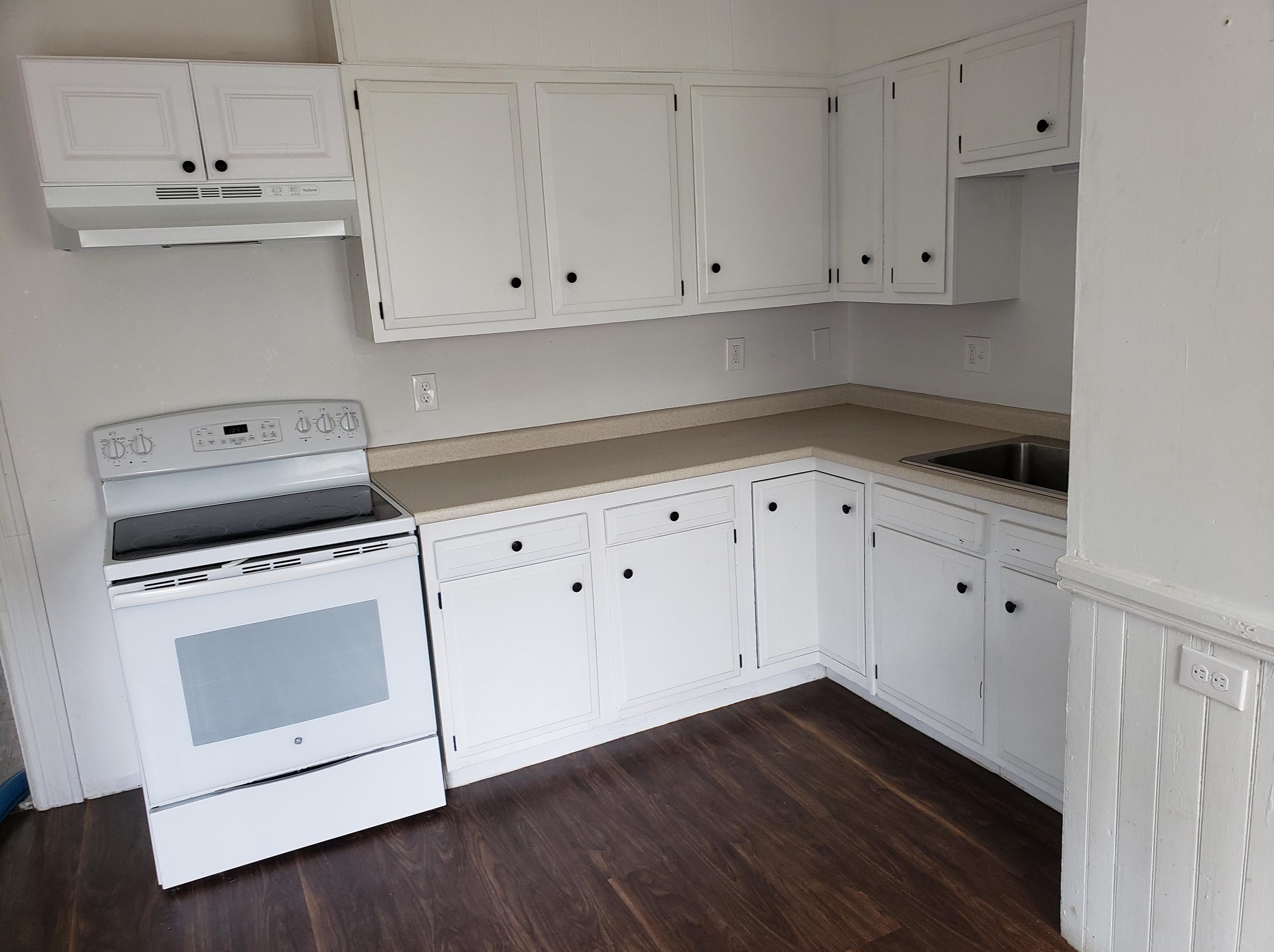 114 Jewett St, Manchester NH 03103-3515 exterior