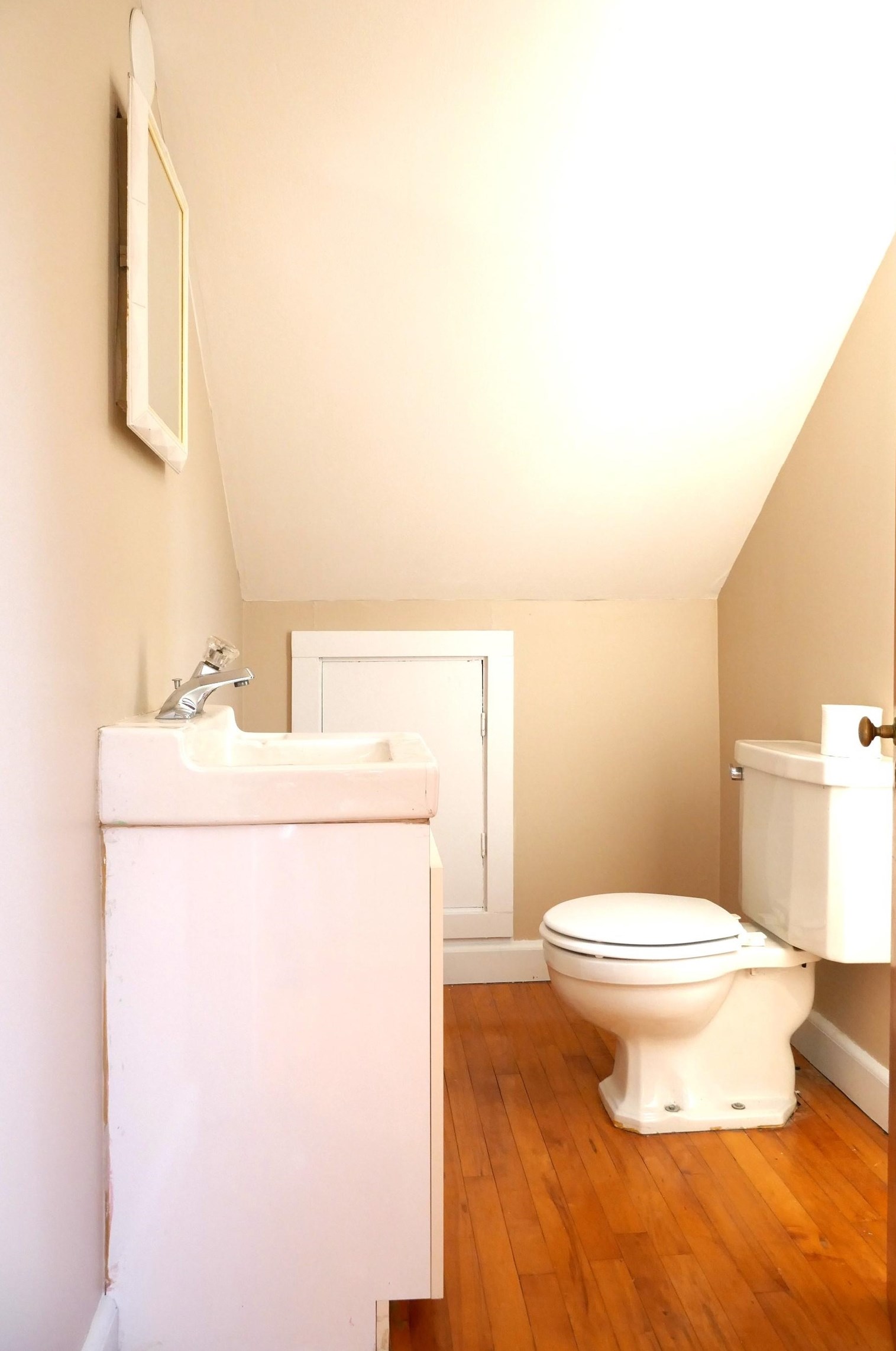 43 Pershing St, Manchester NH  03102-1146 exterior