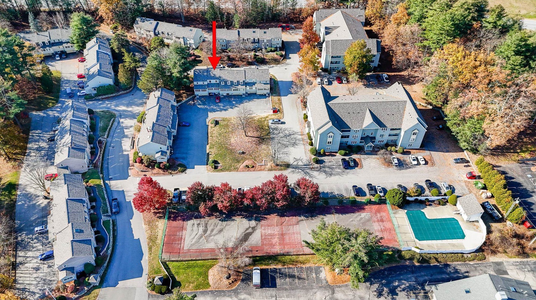 3 Turnbuckle Ln, Merrimack NH  03054-4406 exterior