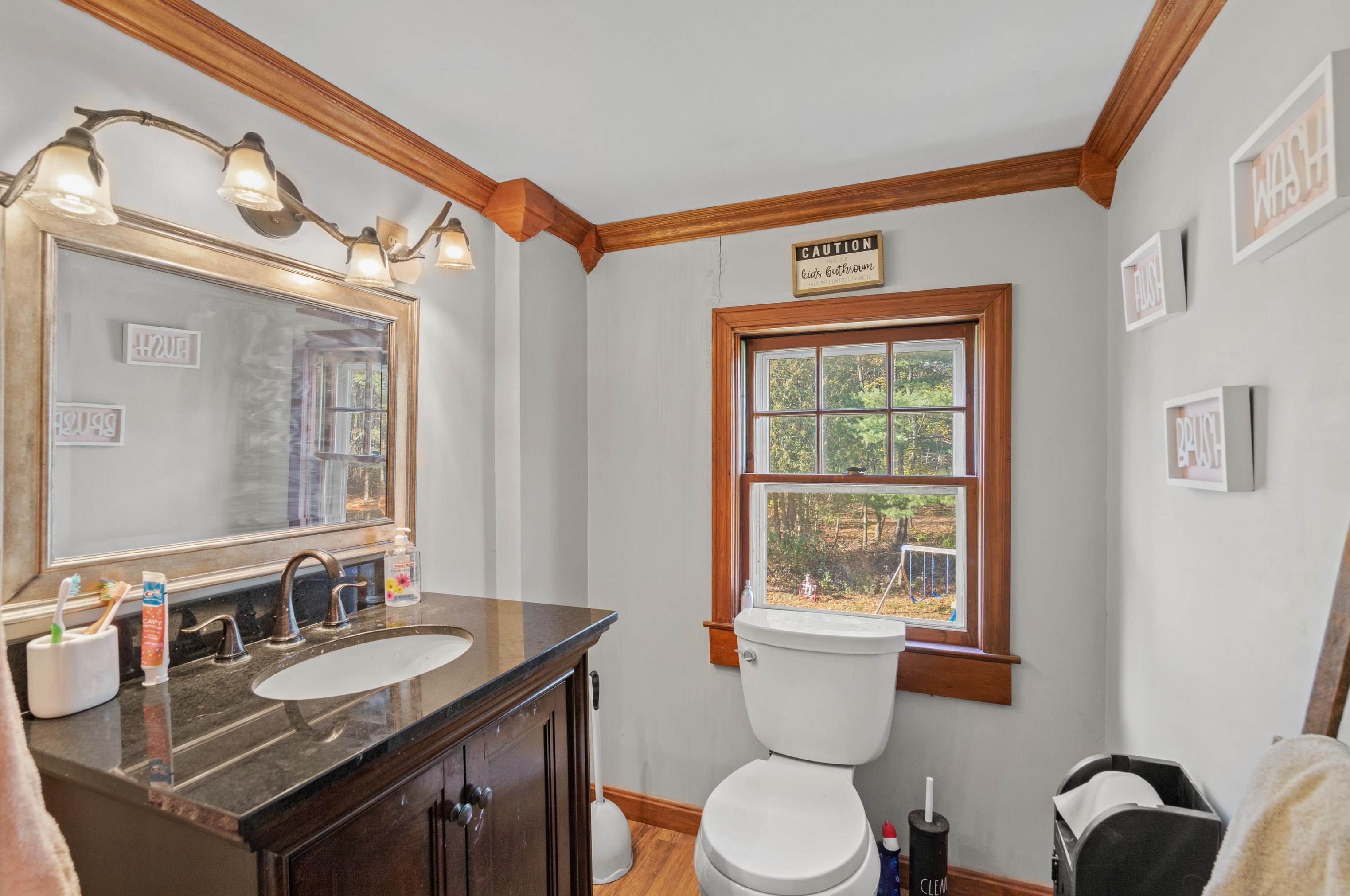 20 Anctil Ct, Rochester NH  03839-5524 exterior