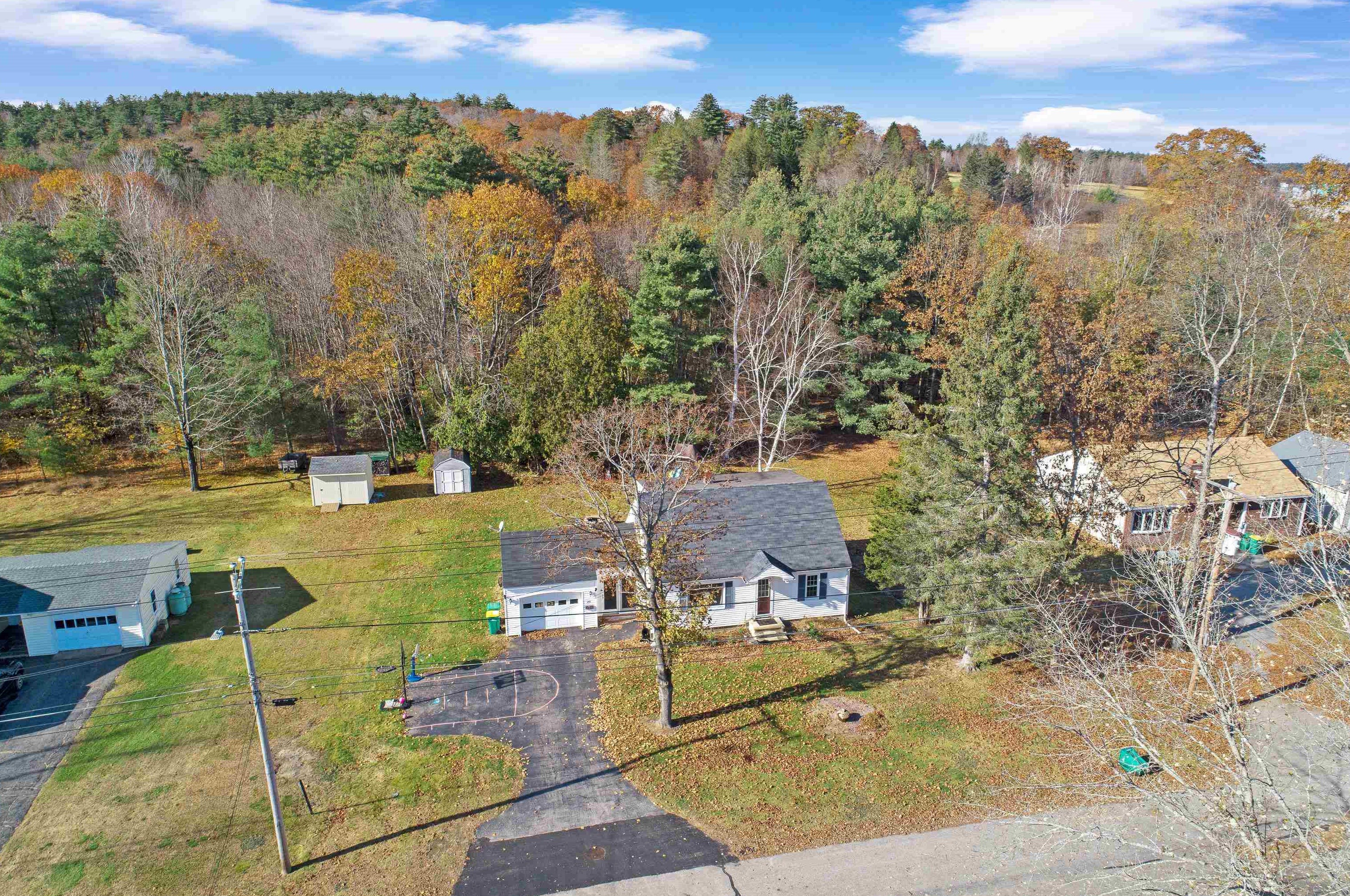20 Anctil Ct, Rochester NH  03839-5524 exterior