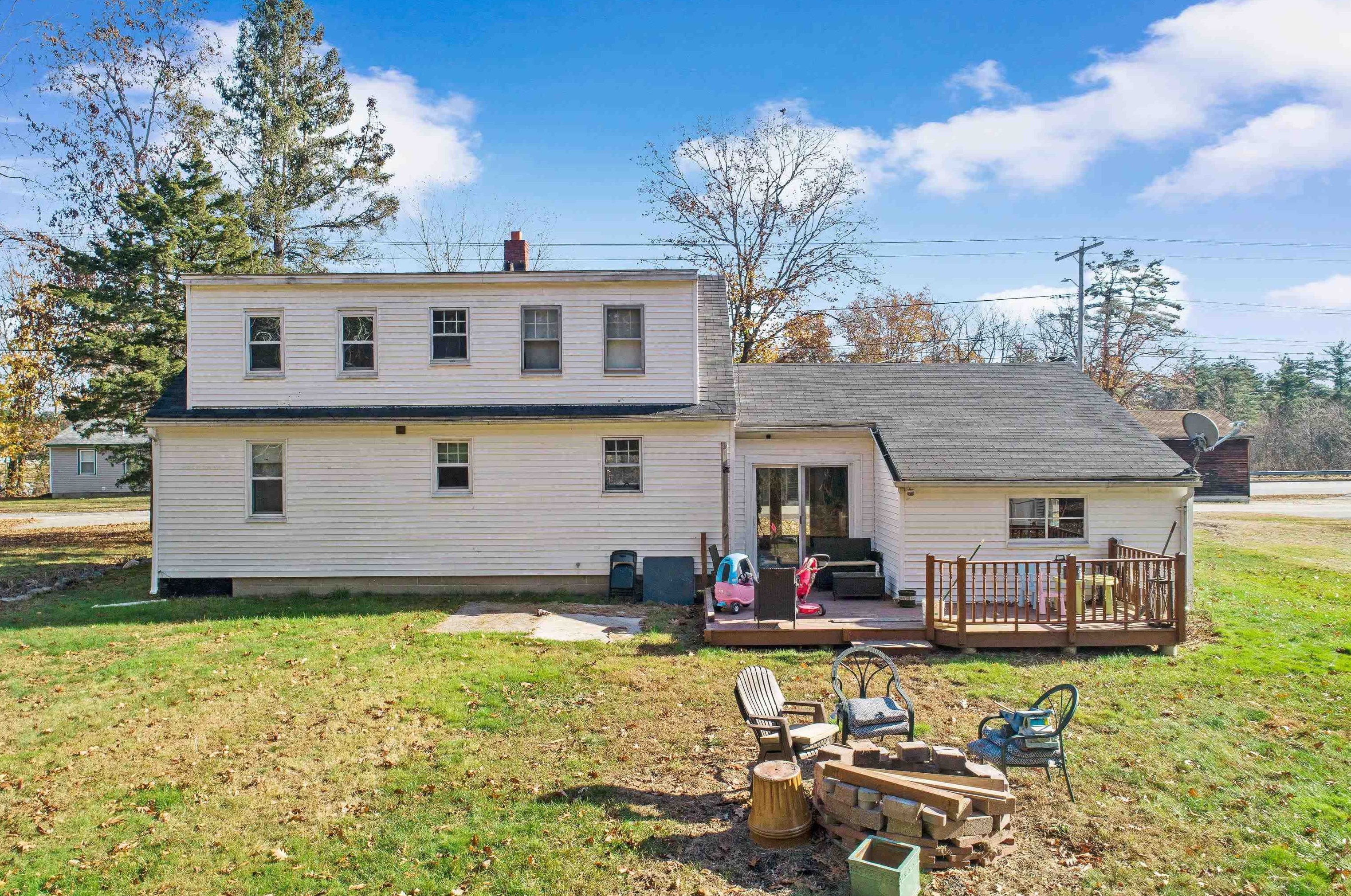 20 Anctil Ct, Rochester NH  03839-5524 exterior