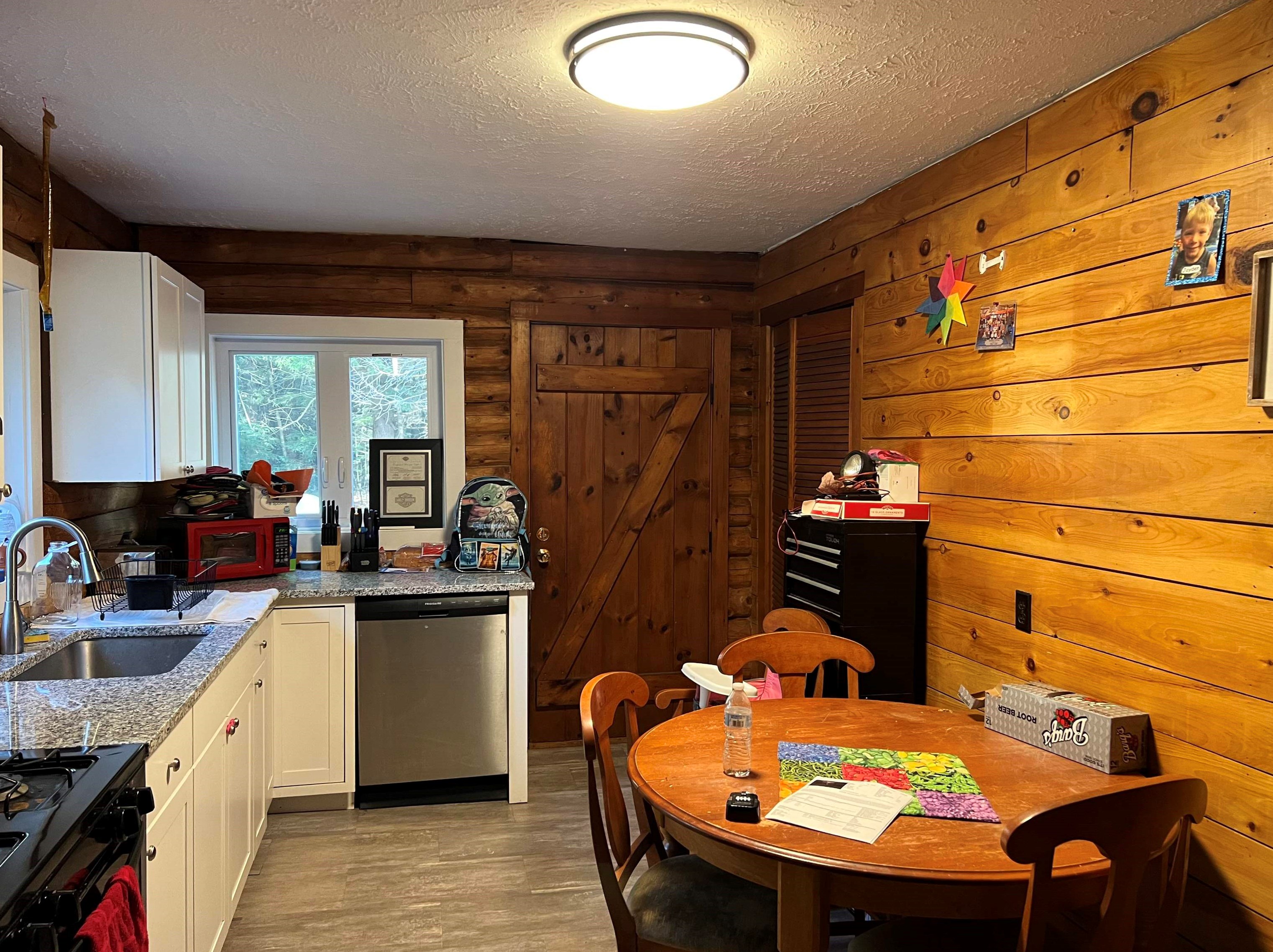 400 Sawyers Crossing Rd, Swanzey NH  03446-3638 exterior