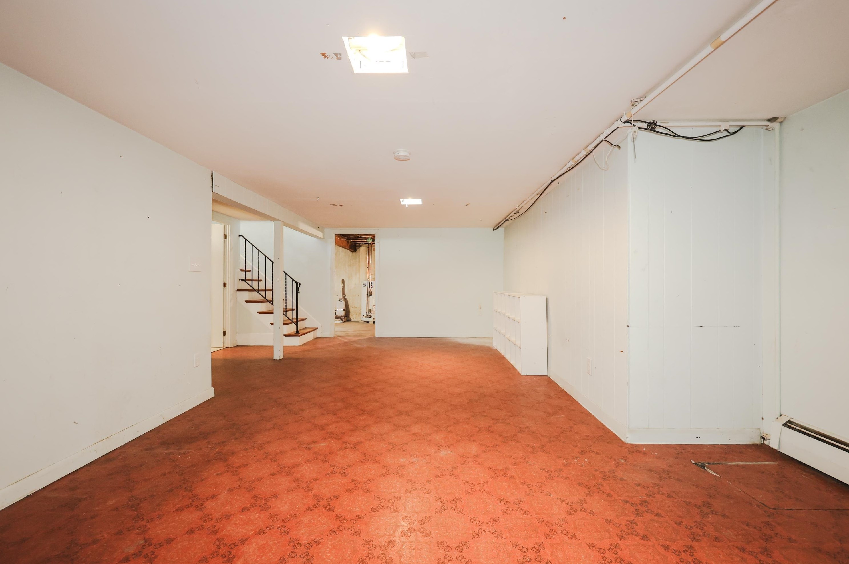 15 Ledge Rd, Hudson NH  03051-3719 exterior