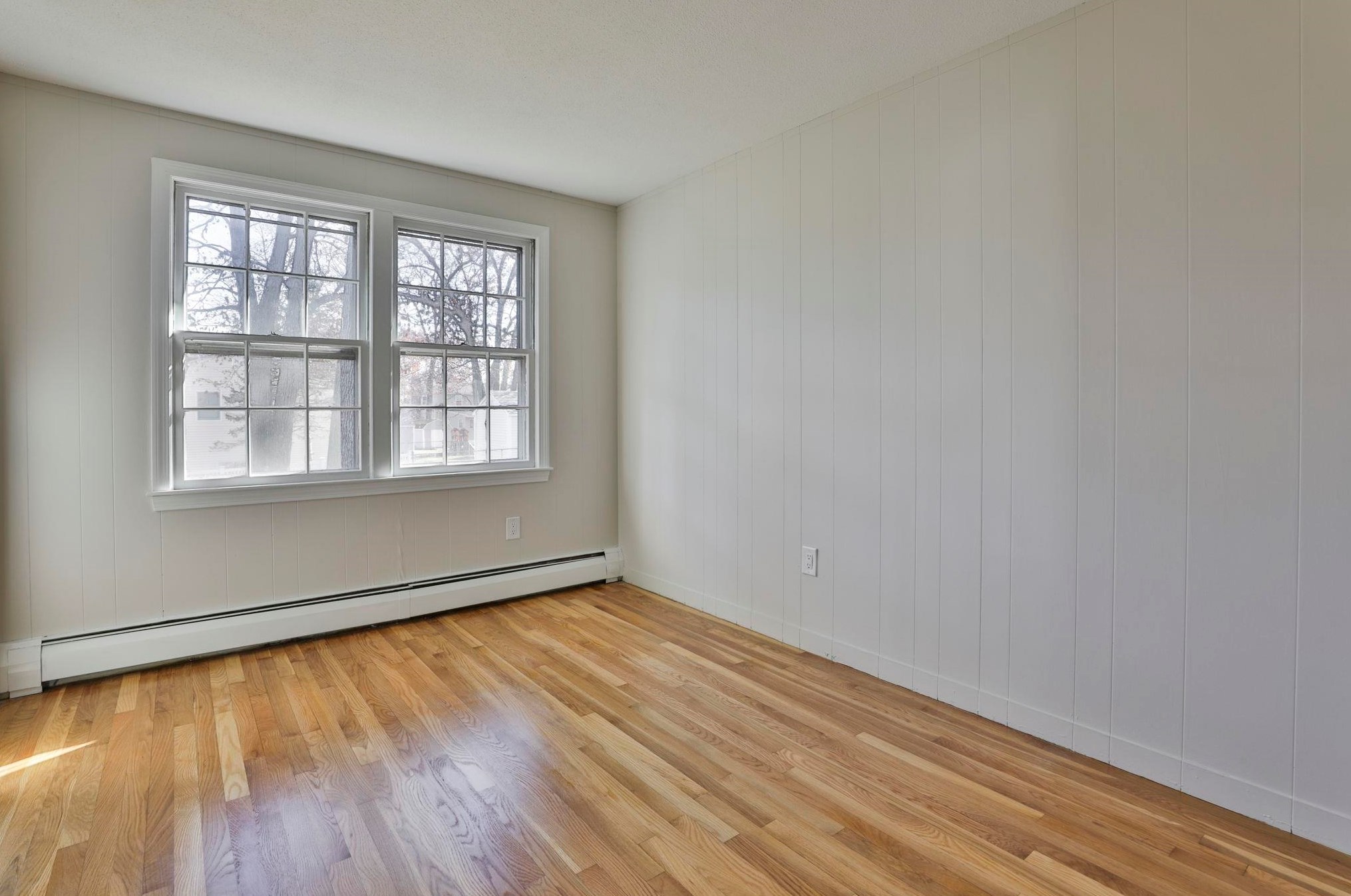 2 Hulme St, Manchester NH  03109-4520 exterior