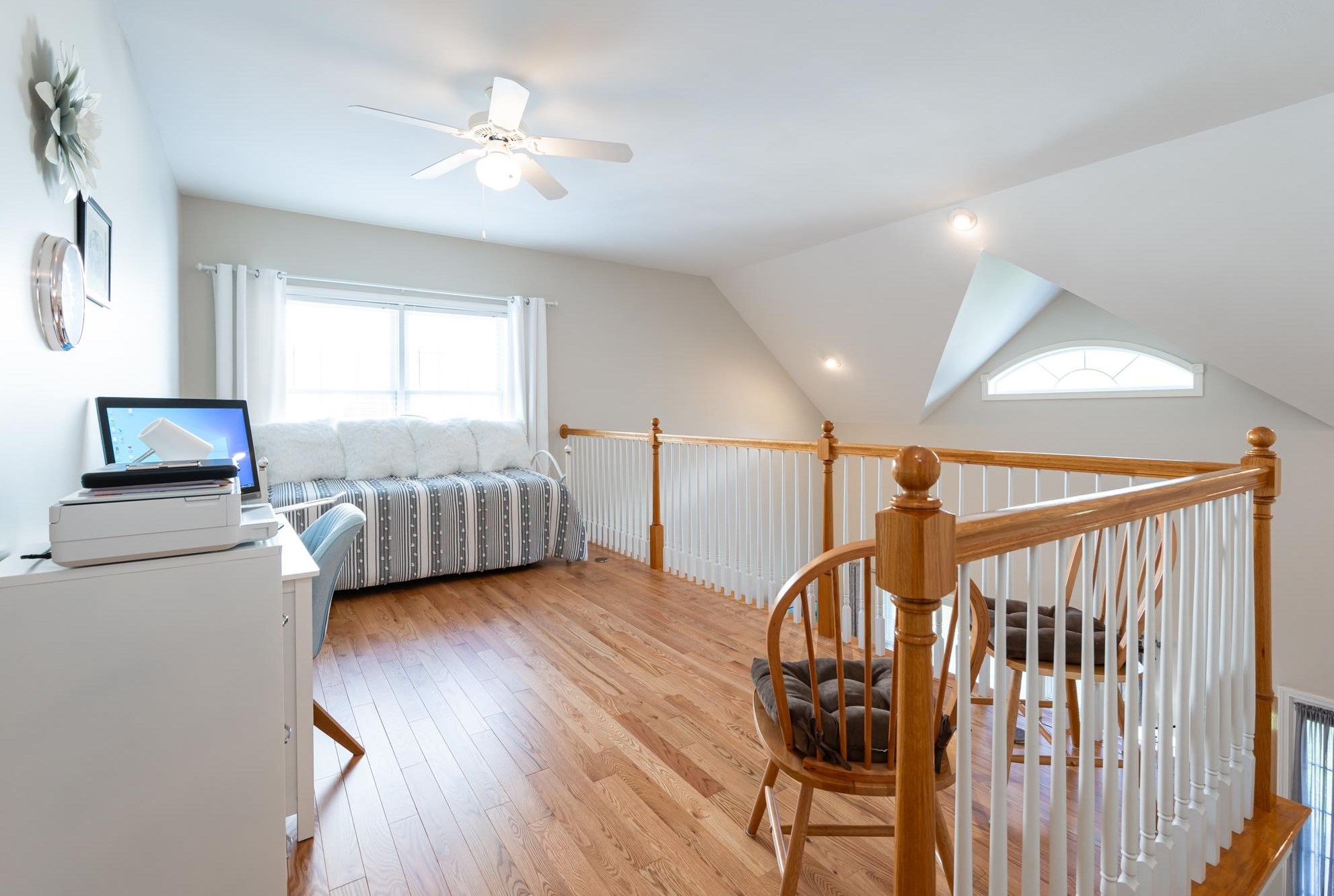3 Sugar Hill Ln, Hudson NH  03052-2646 exterior
