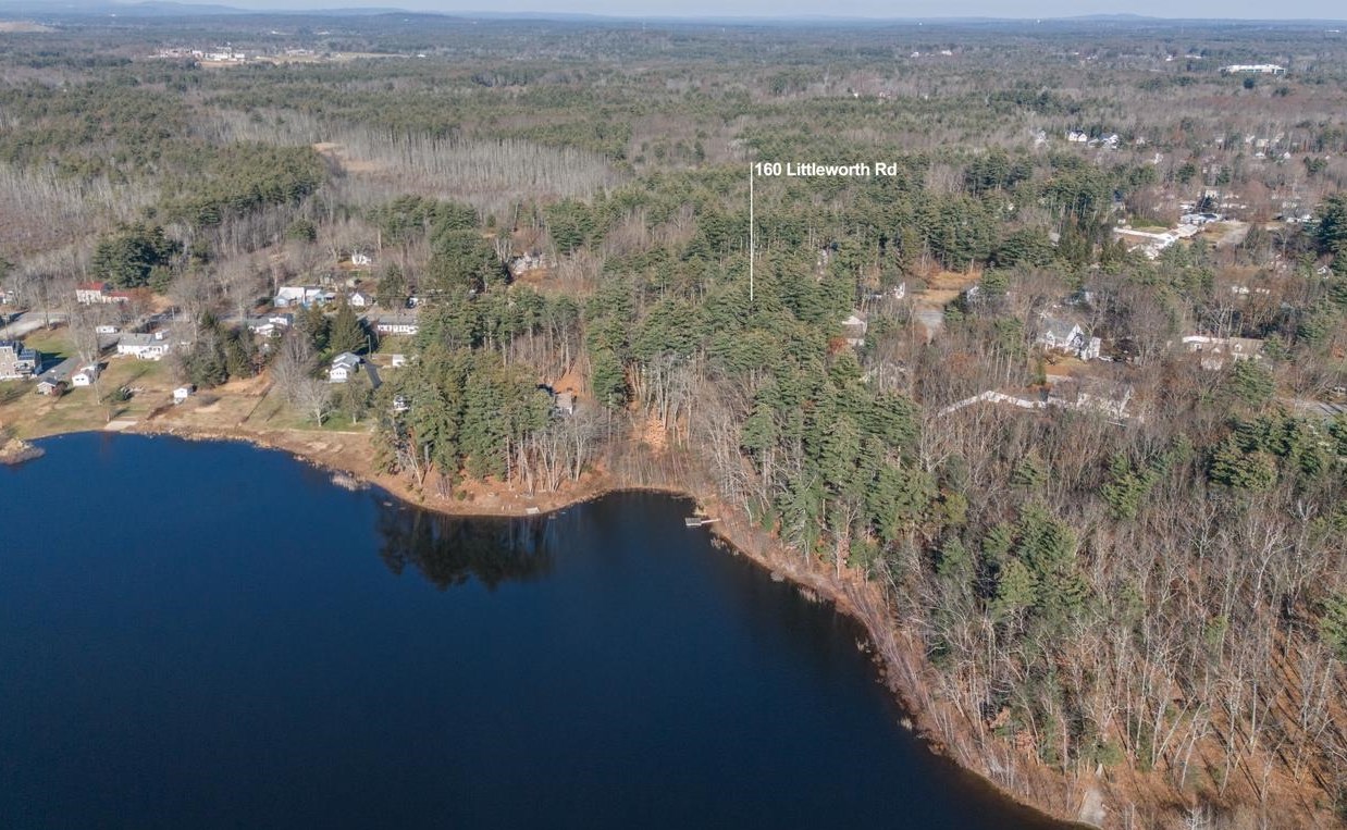 160 Littleworth Rd, Dover NH  03820-8309 exterior