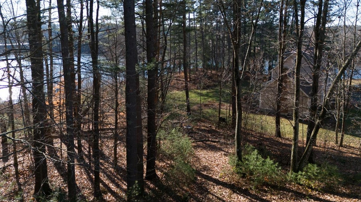 160 Littleworth Rd, Dover NH  03820-8309 exterior