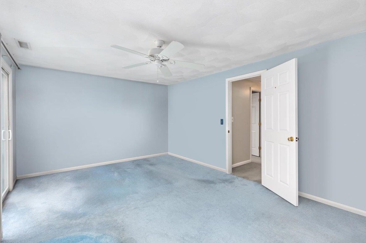 9 Jefferey Ln, Haverhill MA 01832-3154 exterior