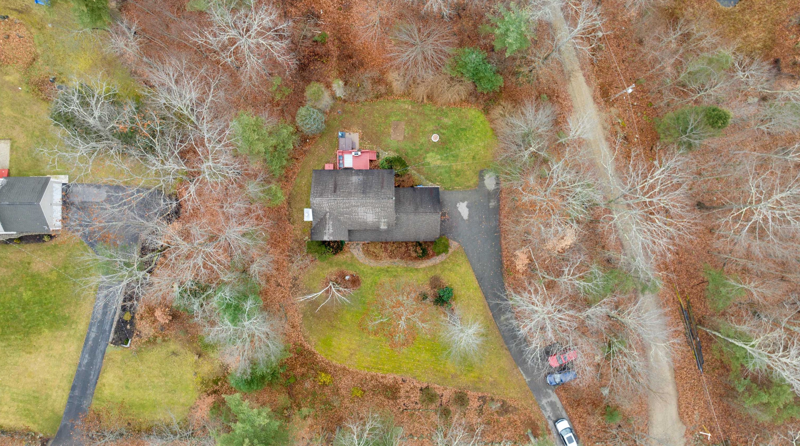 41 Summer St, Nottingham NH  03290-5213 exterior