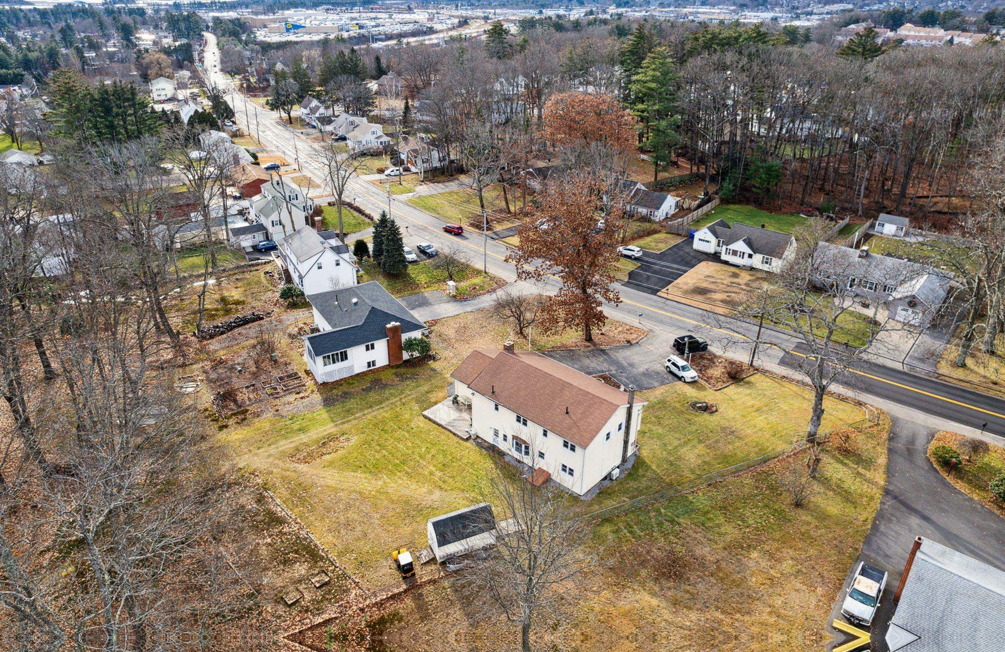 268 Huse Rd, Manchester NH  03103-3087 exterior
