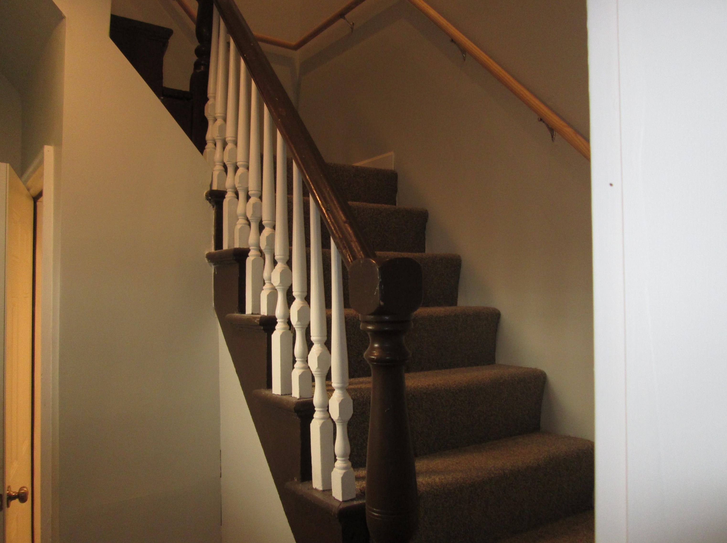 302 Cartier St, Manchester NH  03102-3701 exterior