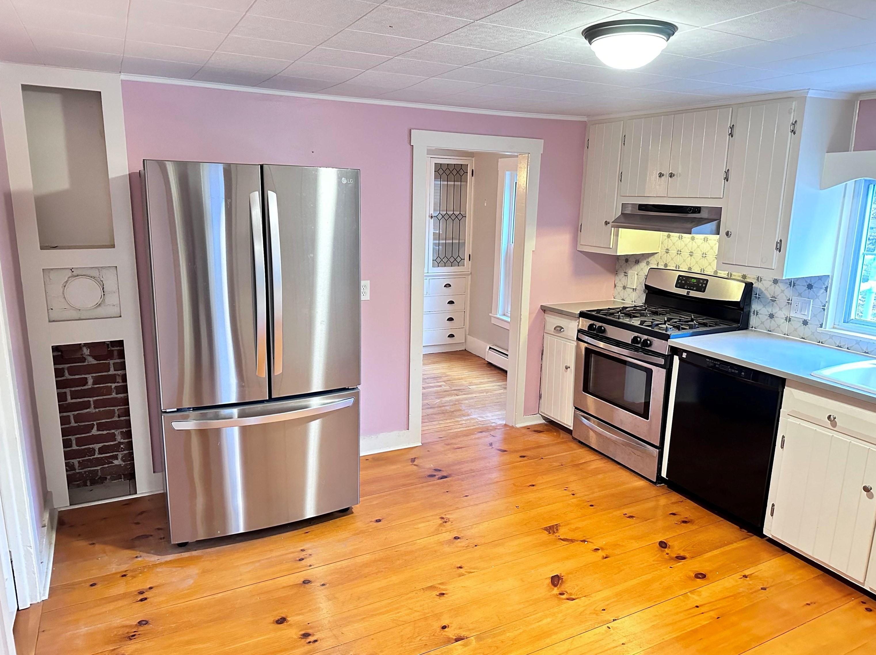 38 Back River Rd, Dover NH  03820-4404 exterior