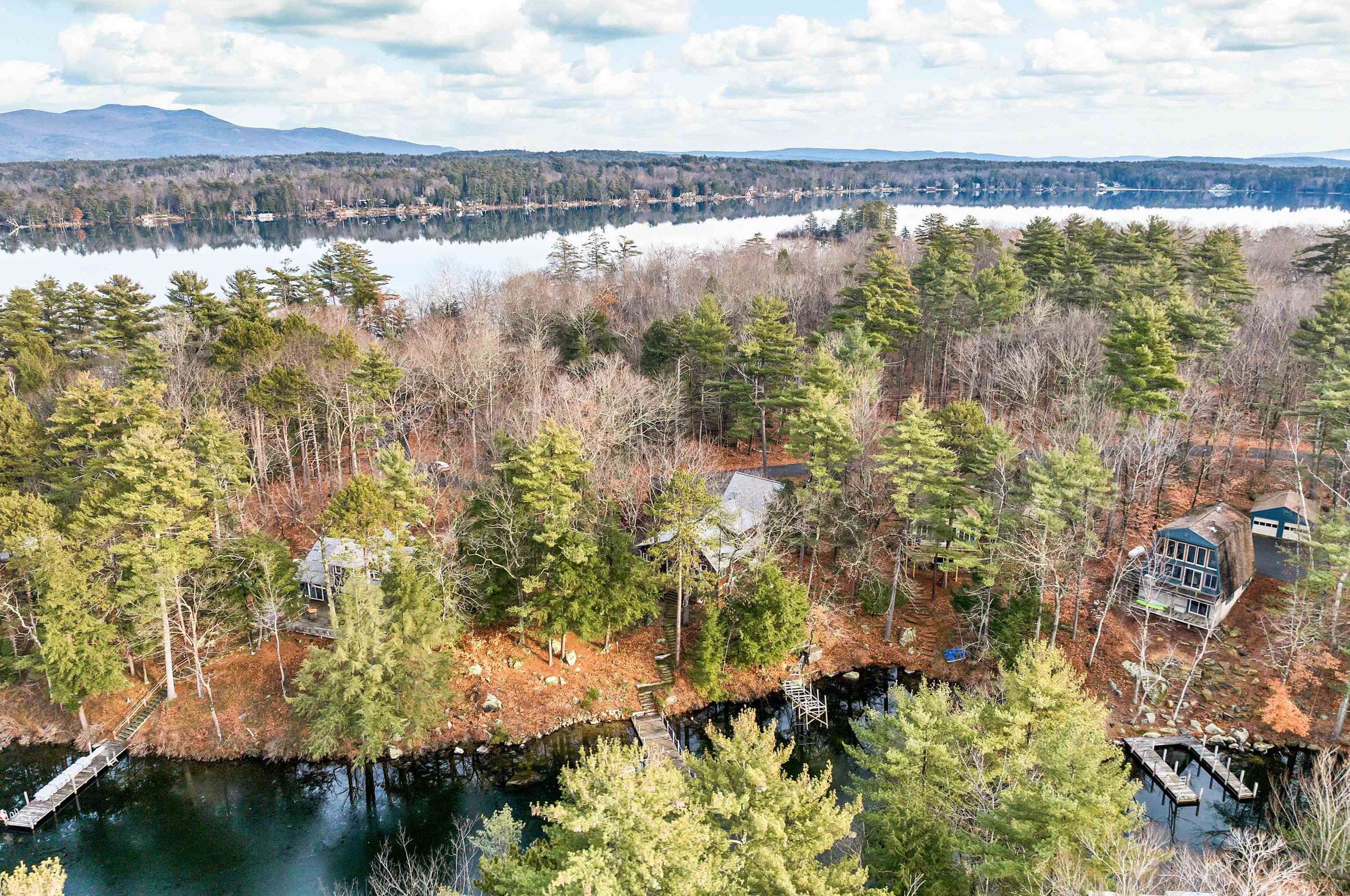 180 Black Cat Island Rd, Moultonborough NH  03254-4014 exterior