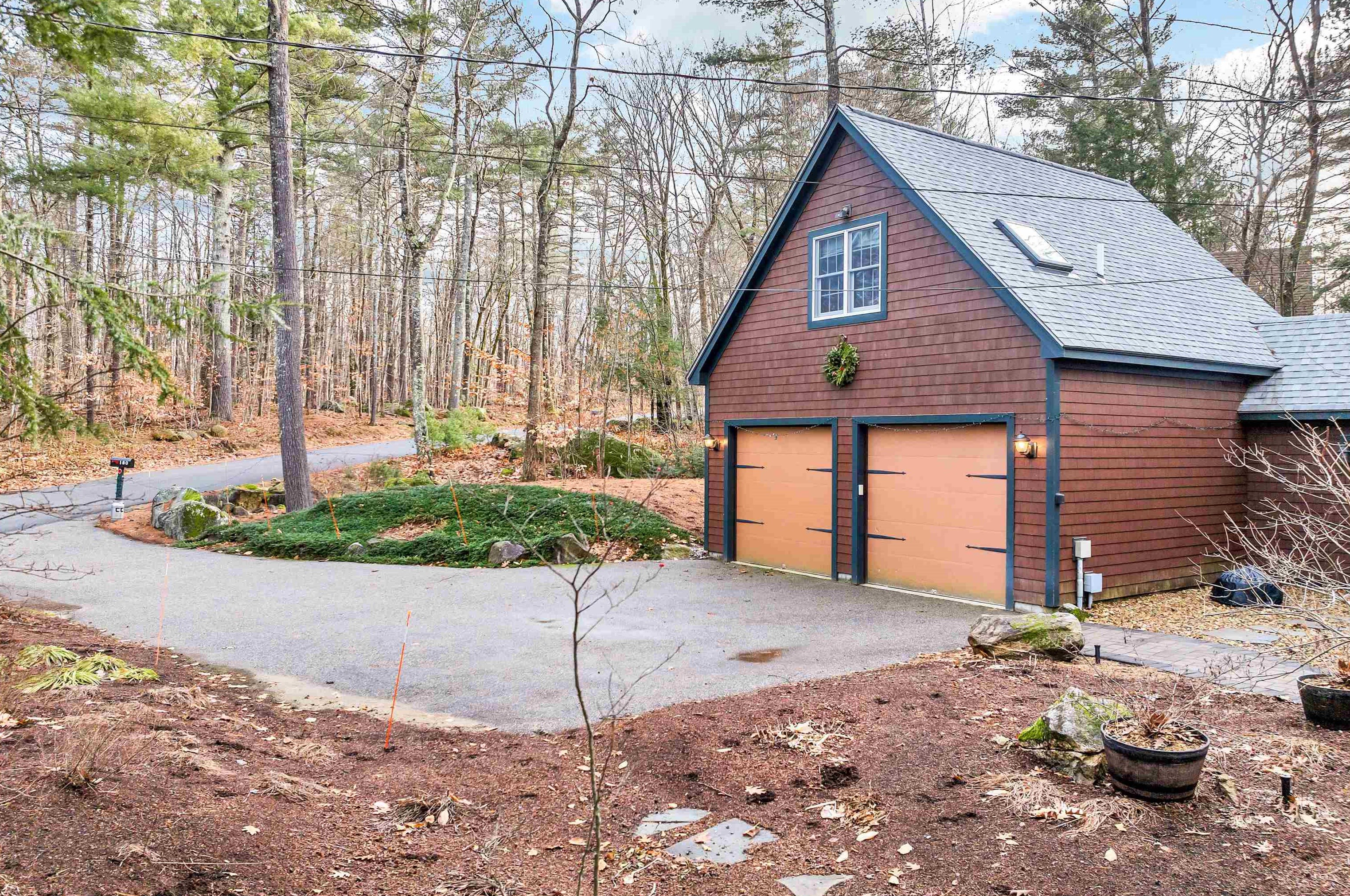 180 Black Cat Island Rd, Moultonborough NH  03254-4014 exterior