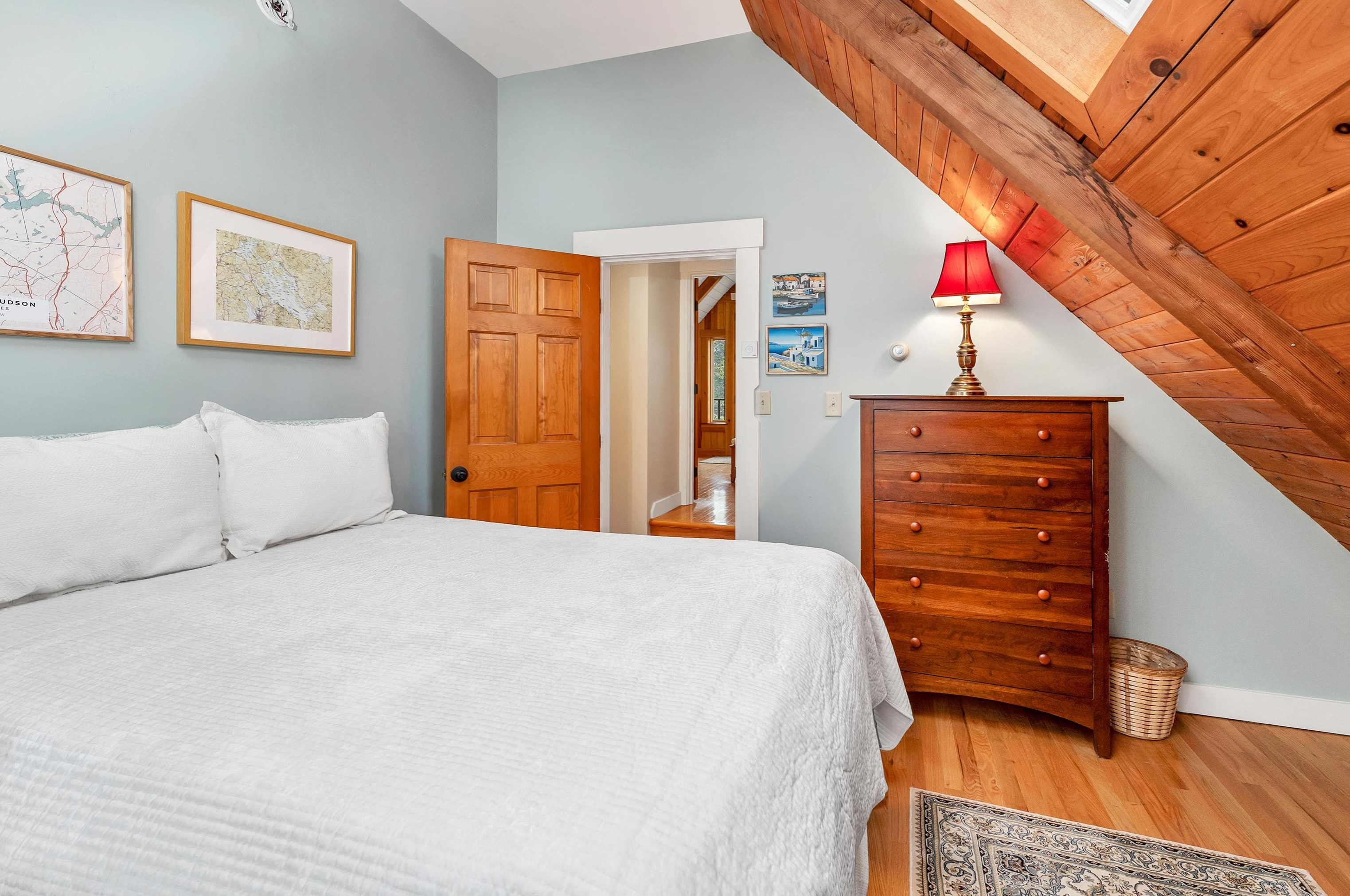180 Black Cat Island Rd, Moultonborough NH  03254-4014 exterior