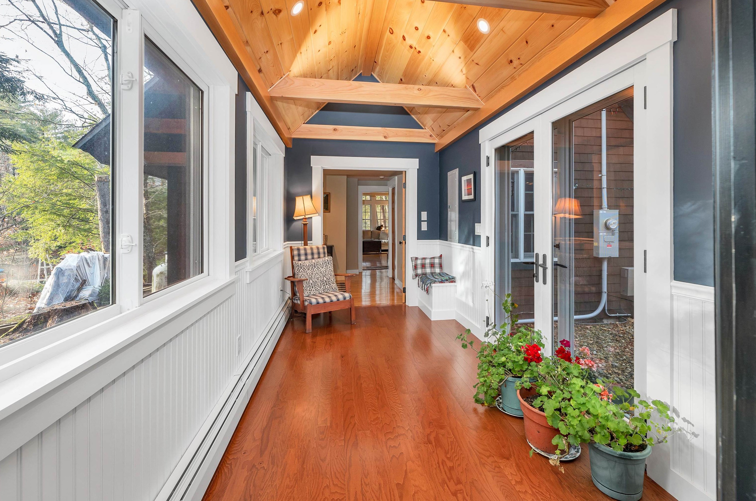 180 Black Cat Island Rd, Moultonborough NH  03254-4014 exterior
