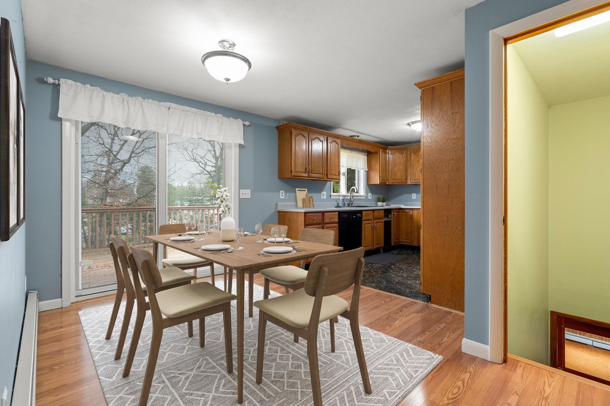 29 Carol Ave, Salem NH  03079-4452 exterior