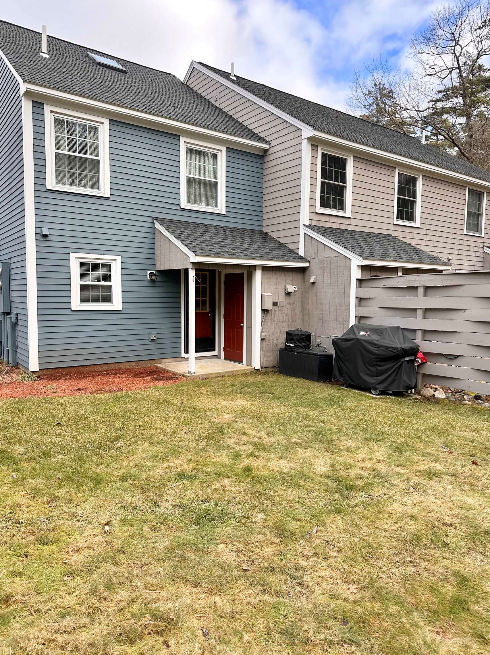 9 Donovan Ct, Merrimack NH  03054-6218 exterior